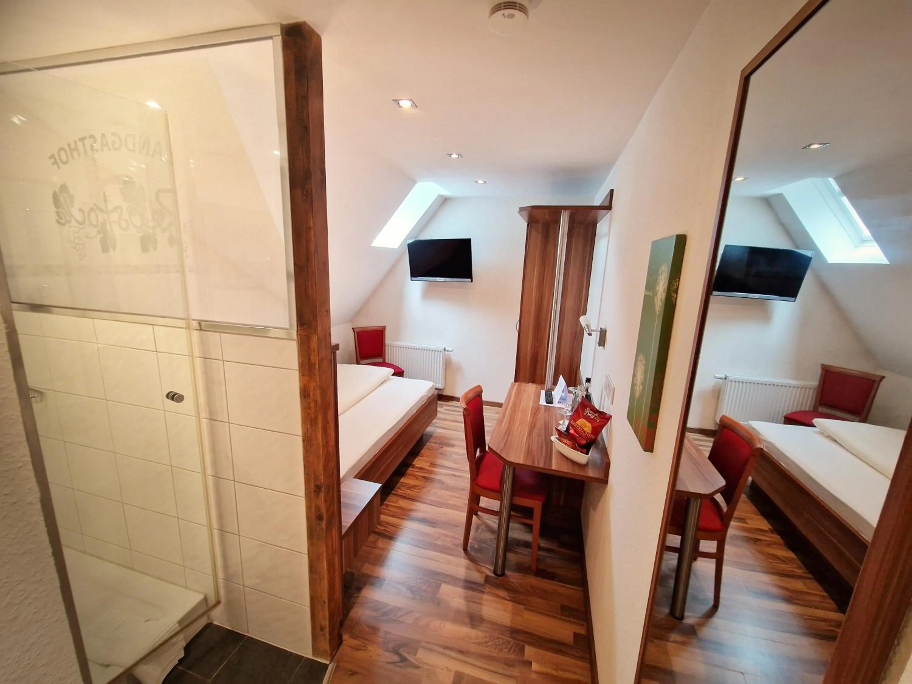 Bed in Landgasthof Rebstock