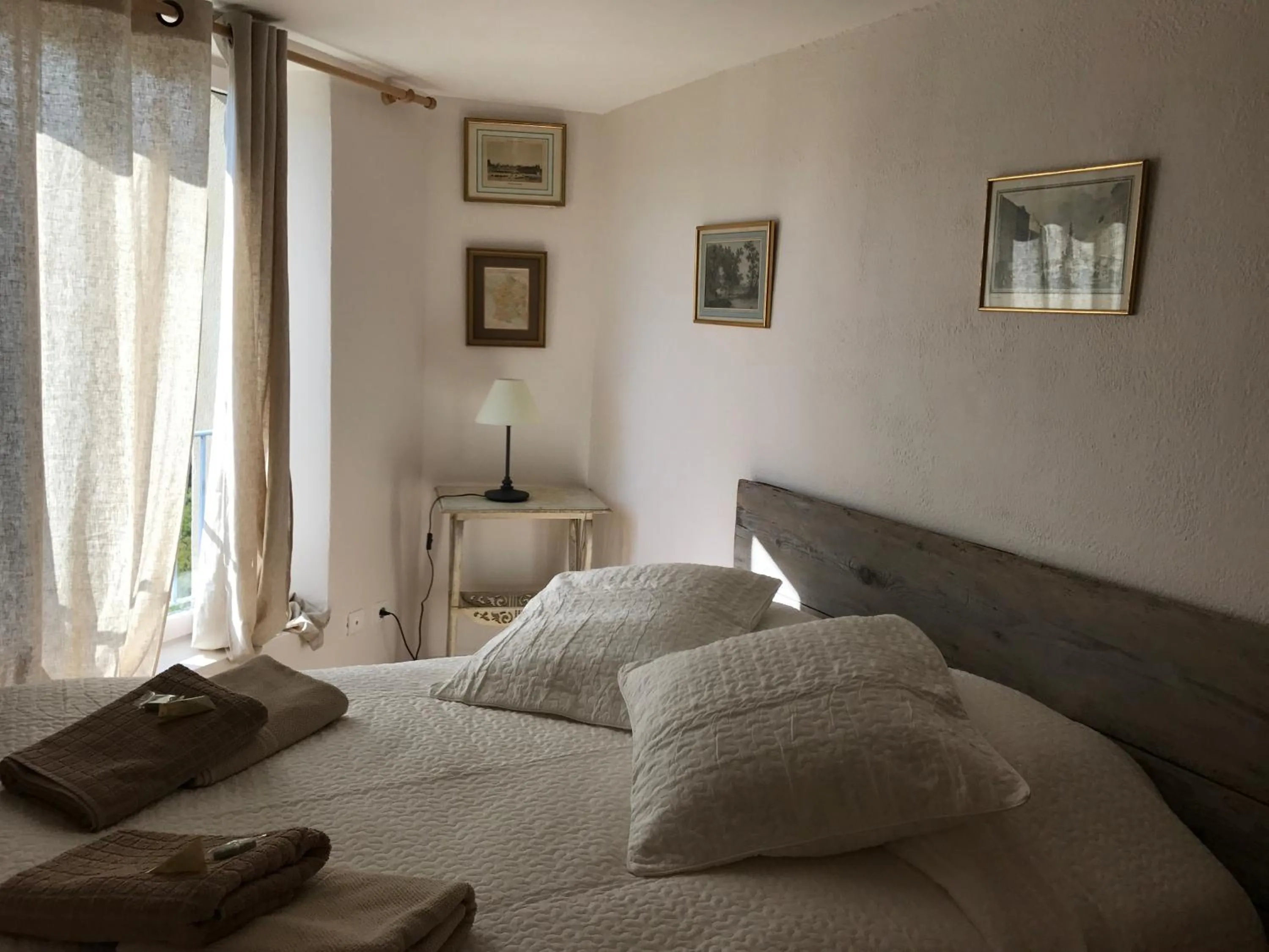 Bedroom, Bed in Hôtel Particulier des Lumières