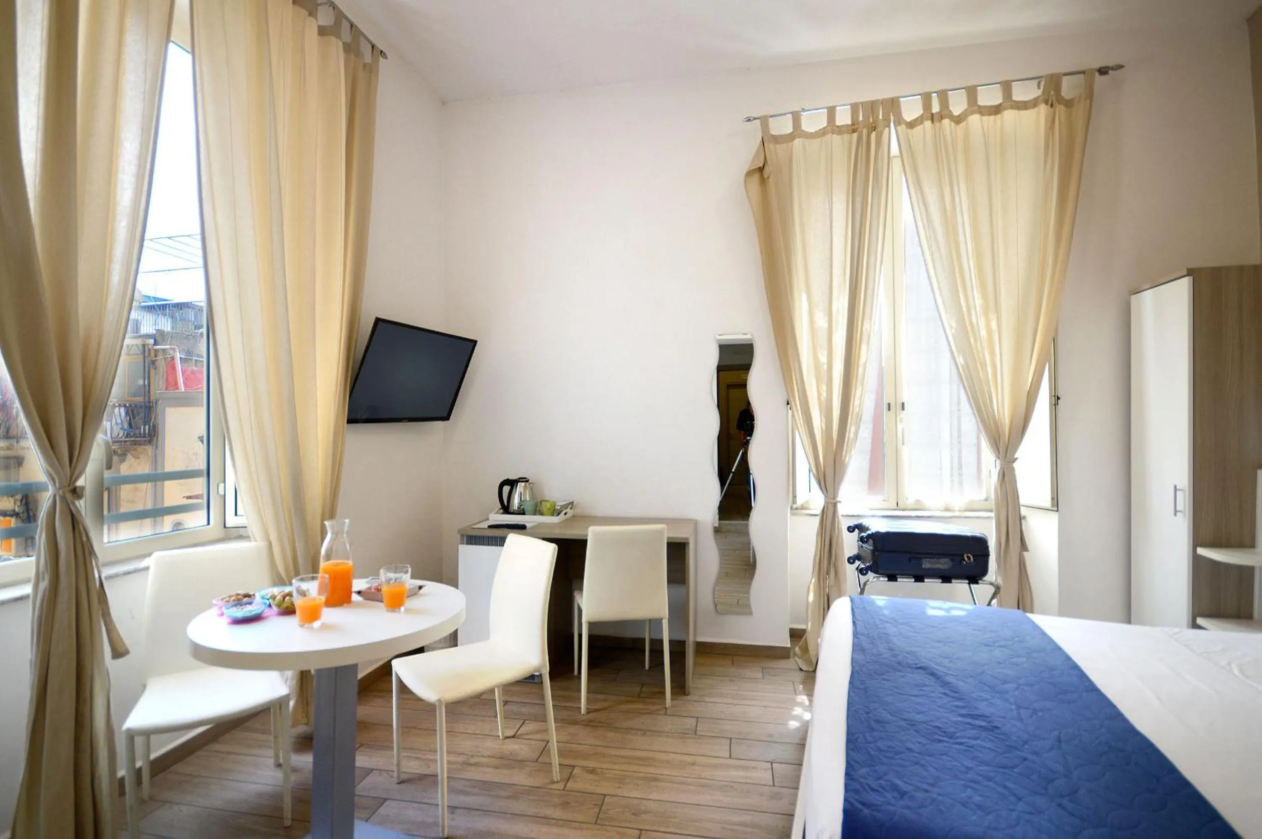 TV and multimedia, Bed in B&B Funikuli Funikula