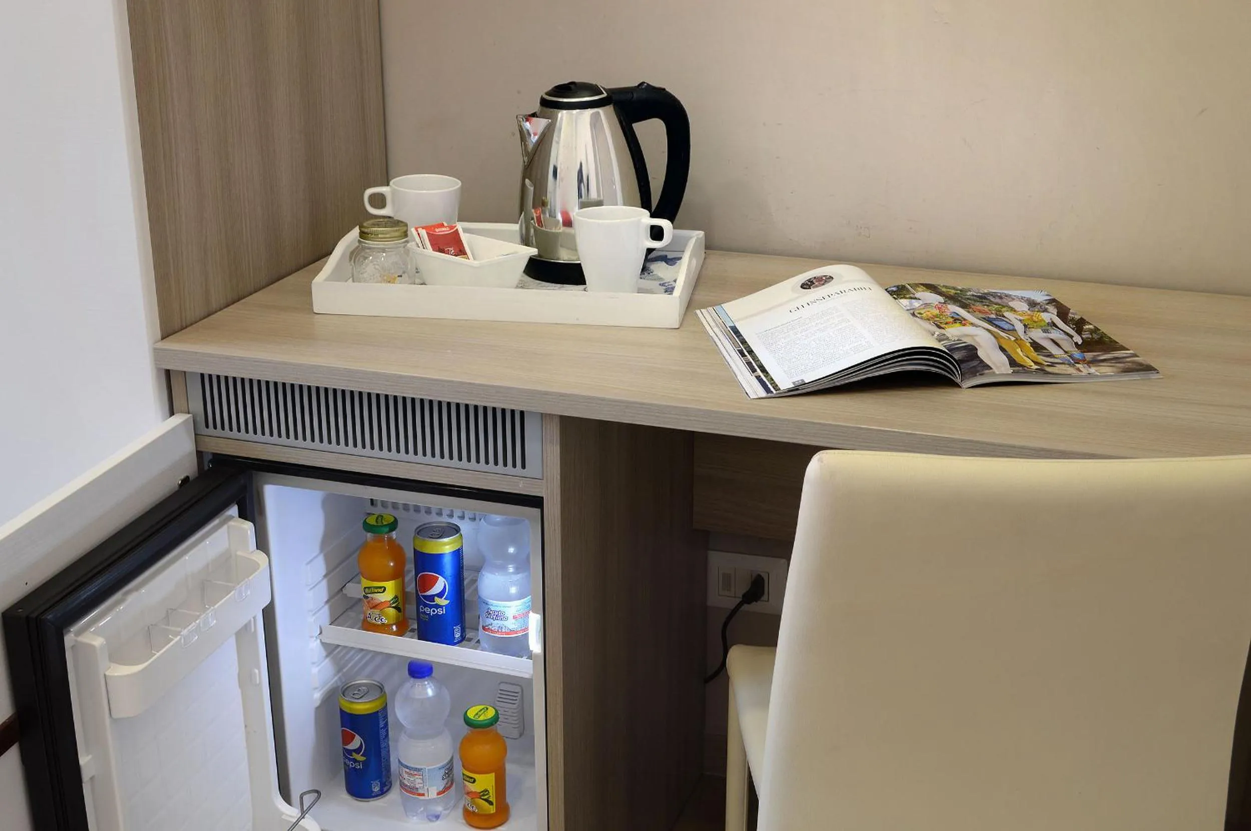 Coffee/tea facilities in B&B Funikuli Funikula