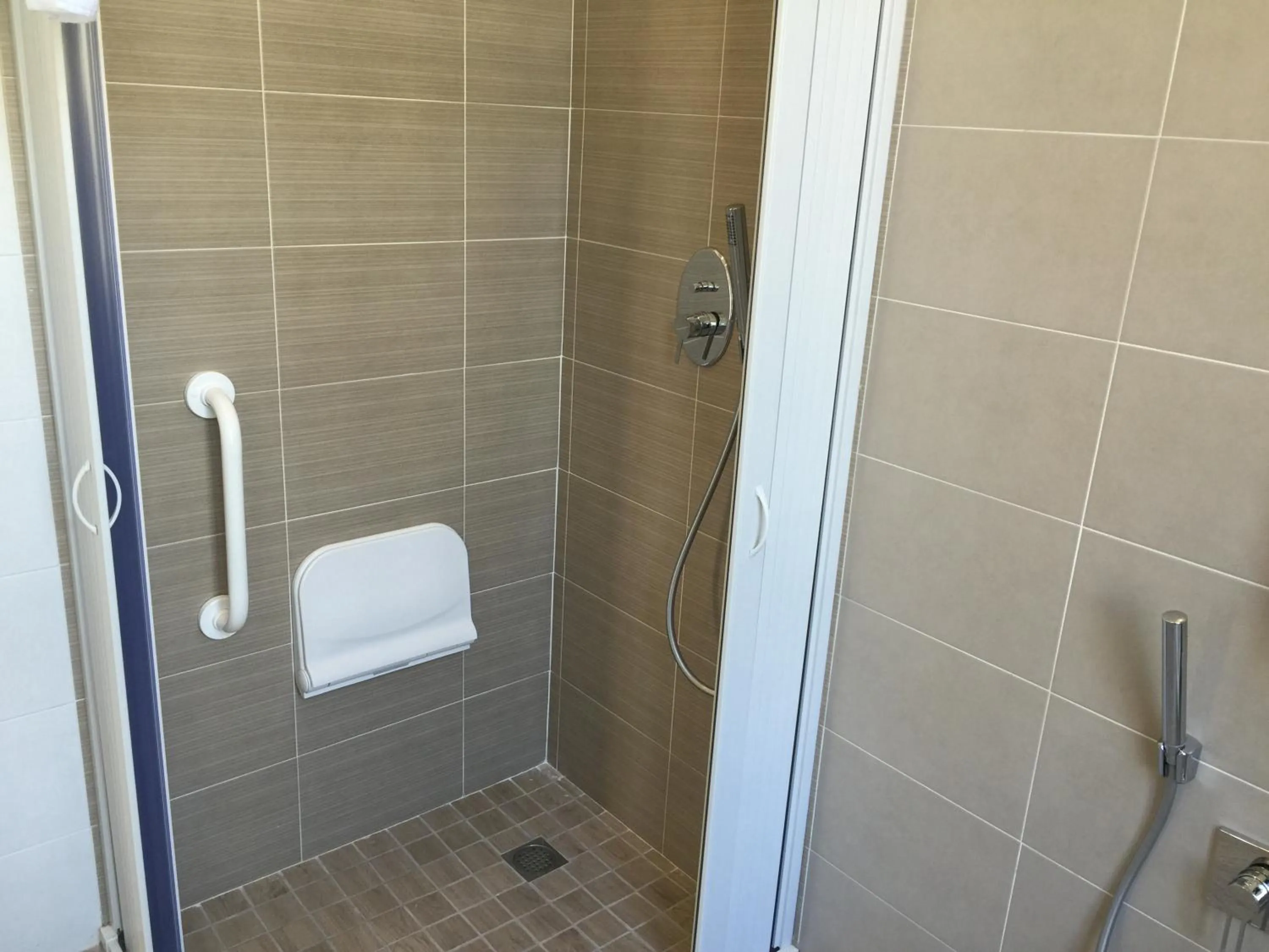 Shower in B&B Funikuli Funikula