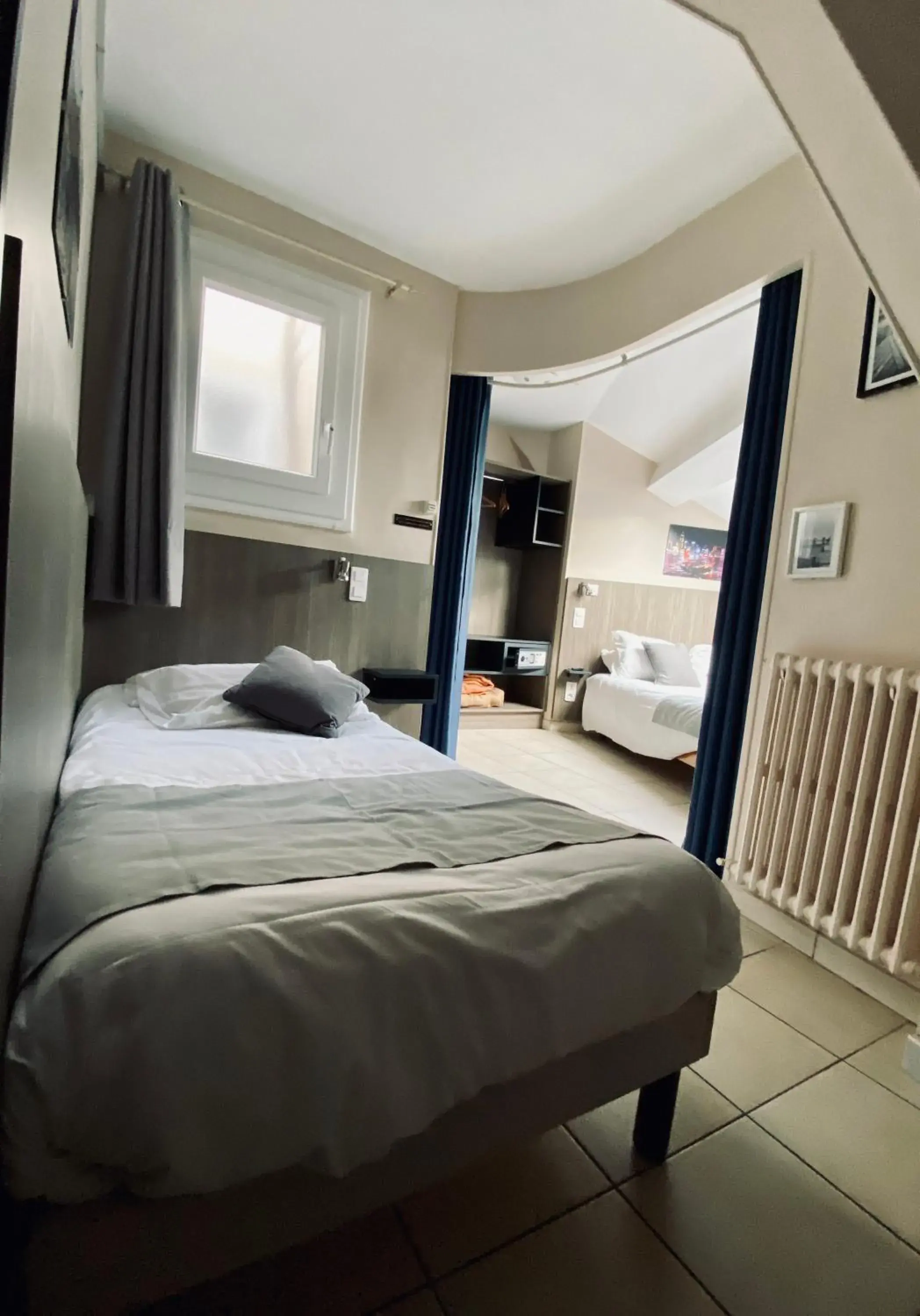 Superior Family Room in Le Strasbourg Hotel Superior Family Room in Le Strasbourg Hotel