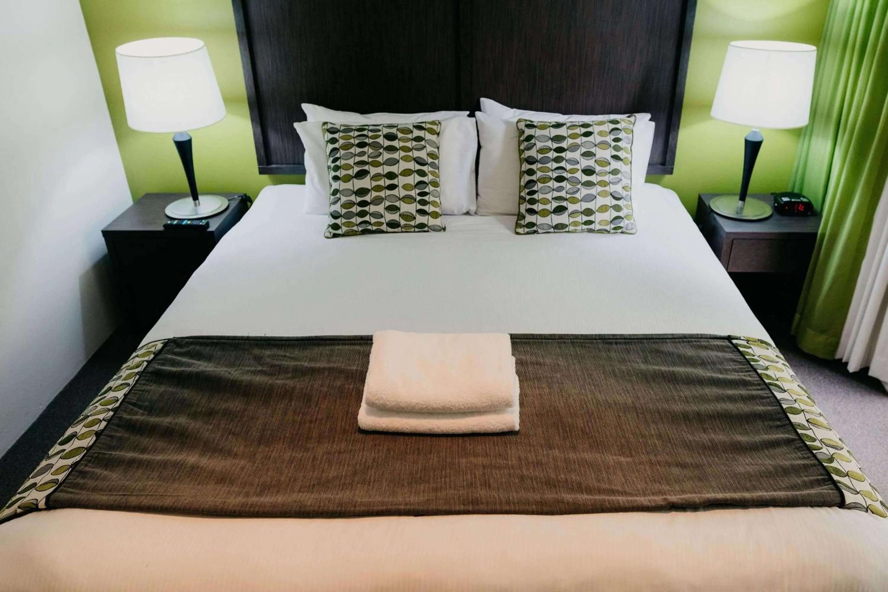 Photo of the whole room, Bed in Club Wyndham Dunsborough, Trademark Collection by Wyndham