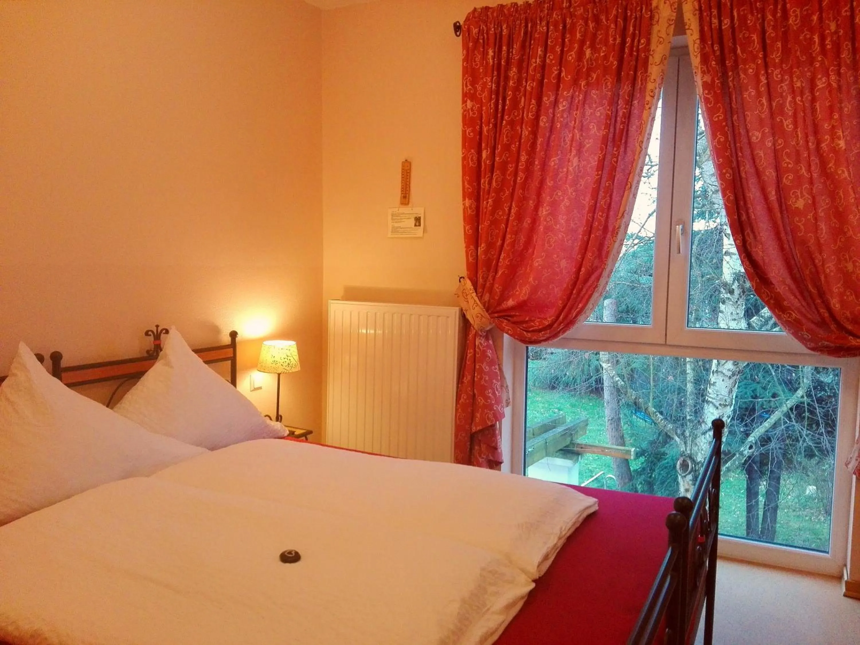 Staff, Bed in Mediterran Hotel Juwel