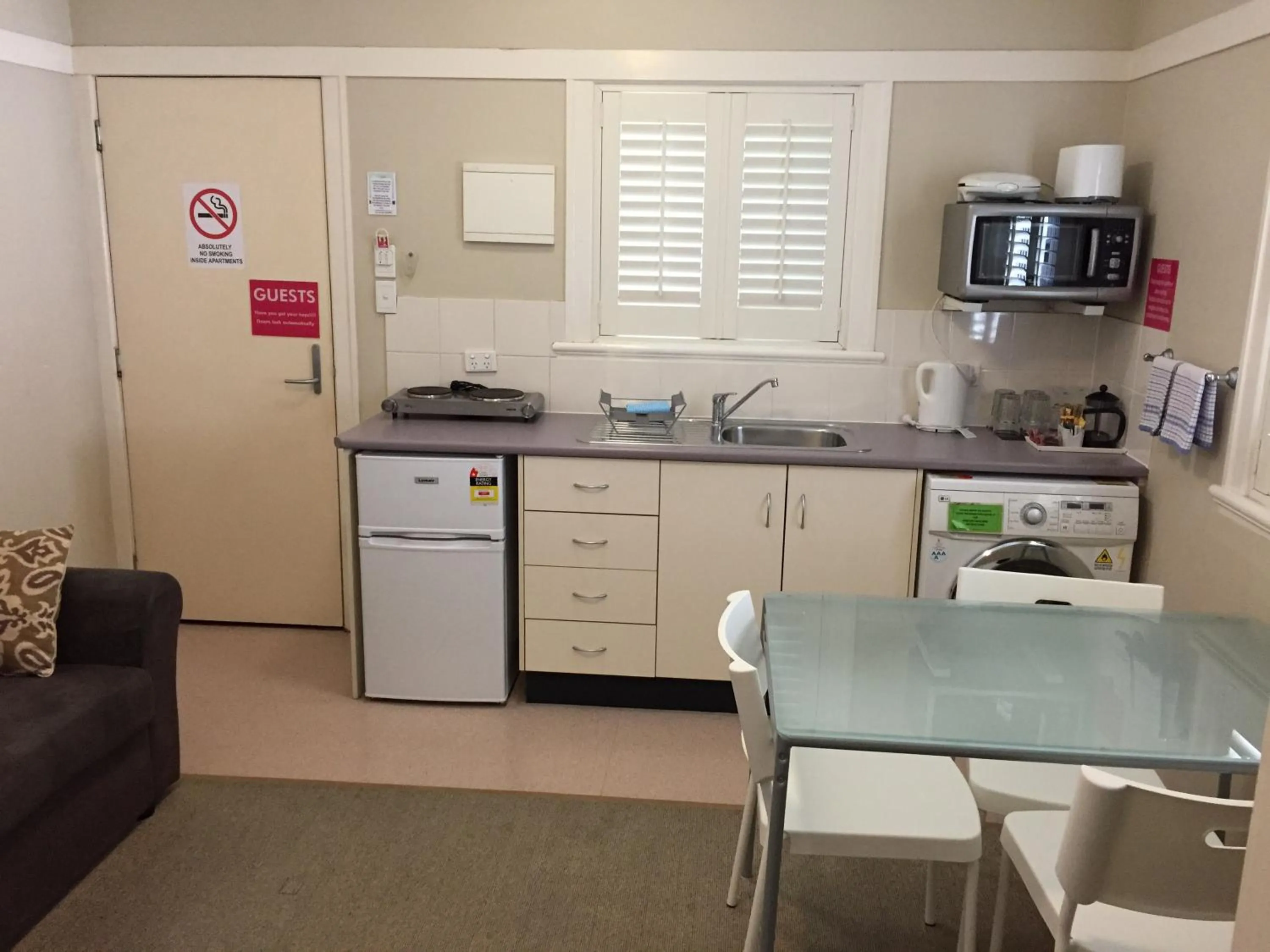 Kitchen or kitchenette in Brisbane Street Studios