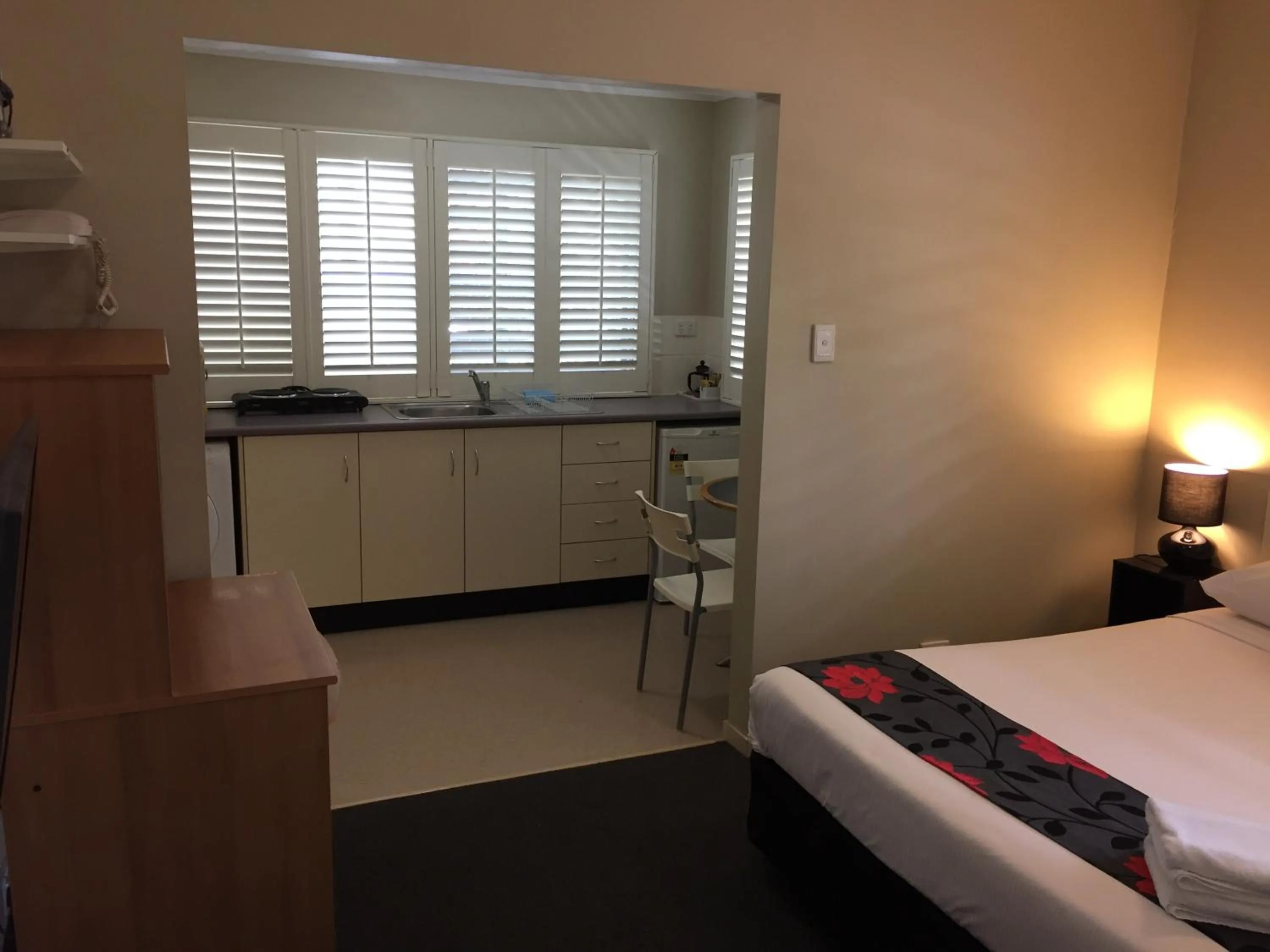 Photo of the whole room, Bed in Brisbane Street Studios