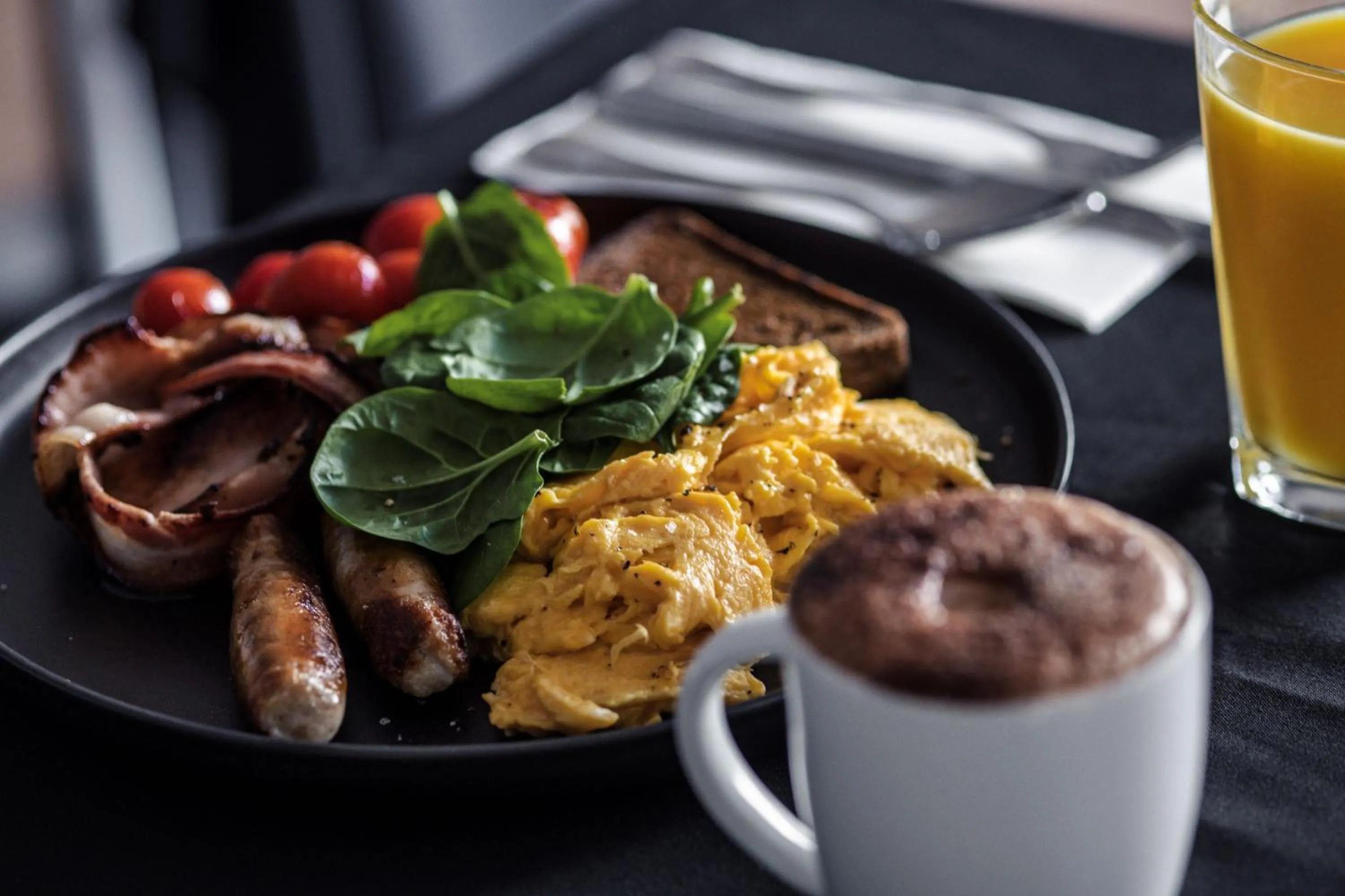 Food and drinks in Hospitality Esperance SureStay Collection by Best Western