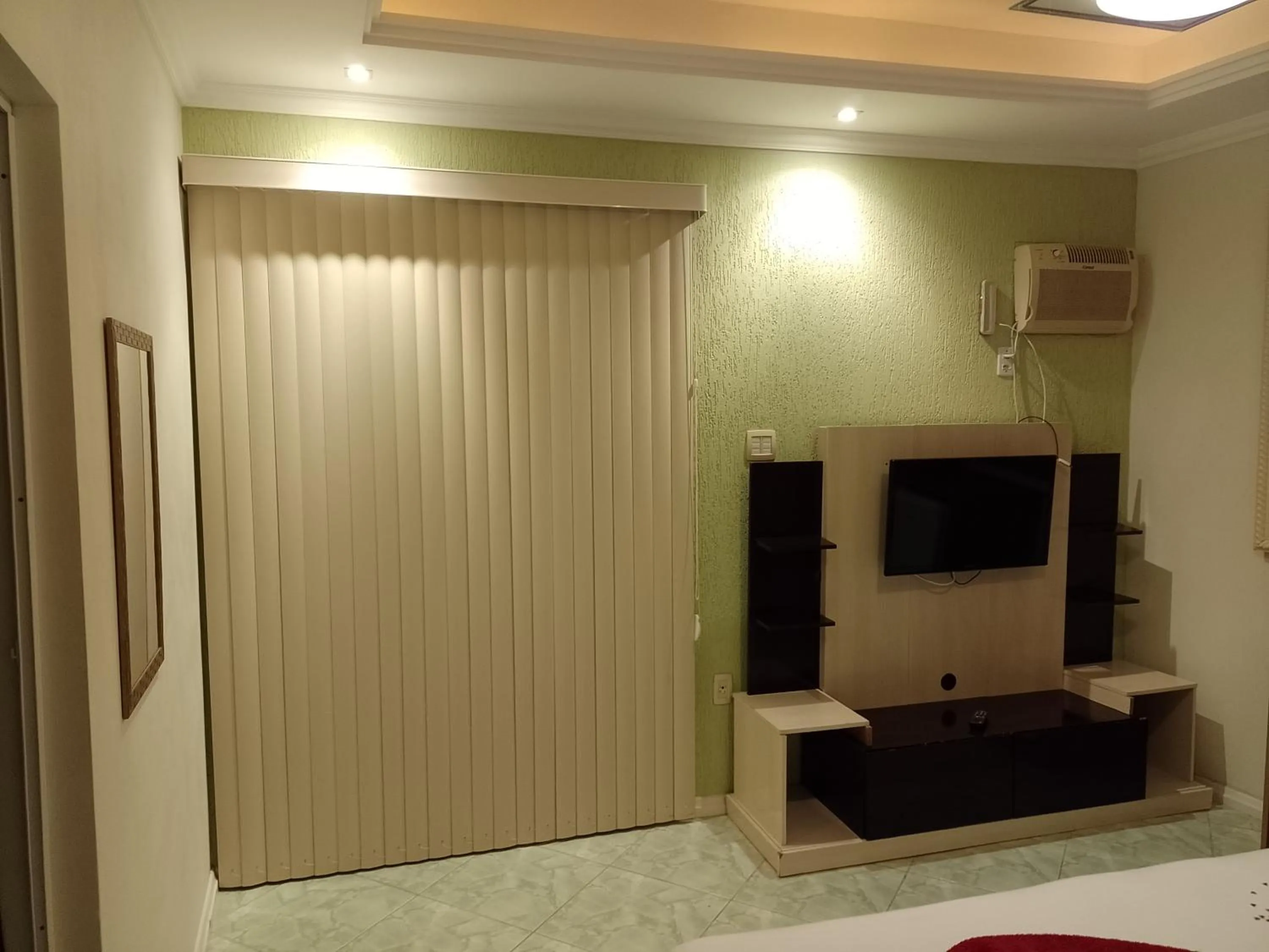 TV and multimedia in Pousada Oliveira