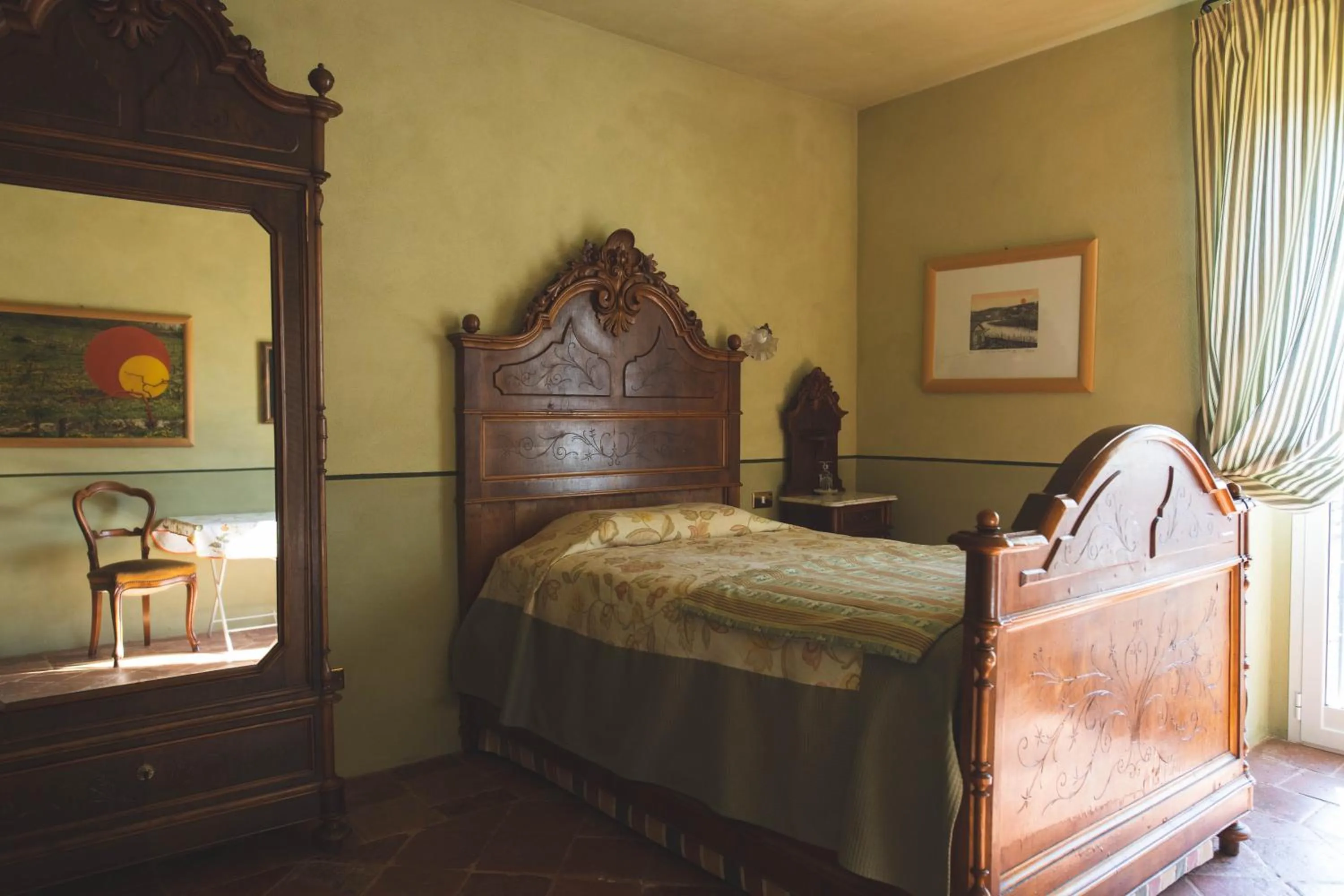 Bedroom, Bed in L'Atelier di Pierflavio Gallina