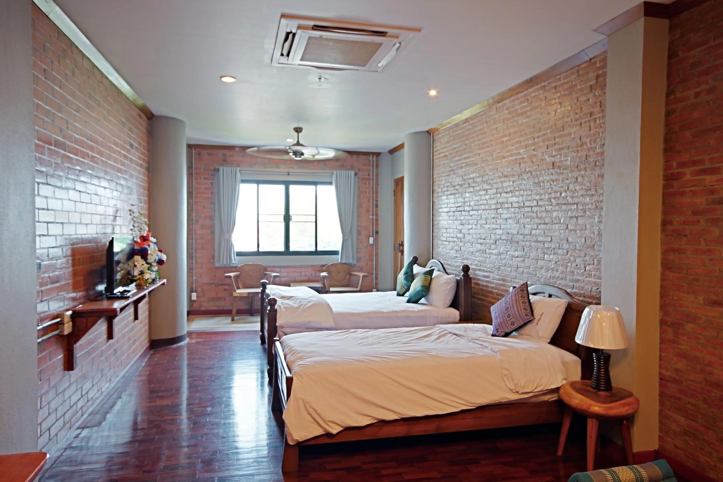 Photo of the whole room, Bed in Saeng Panya Home SHA Plus