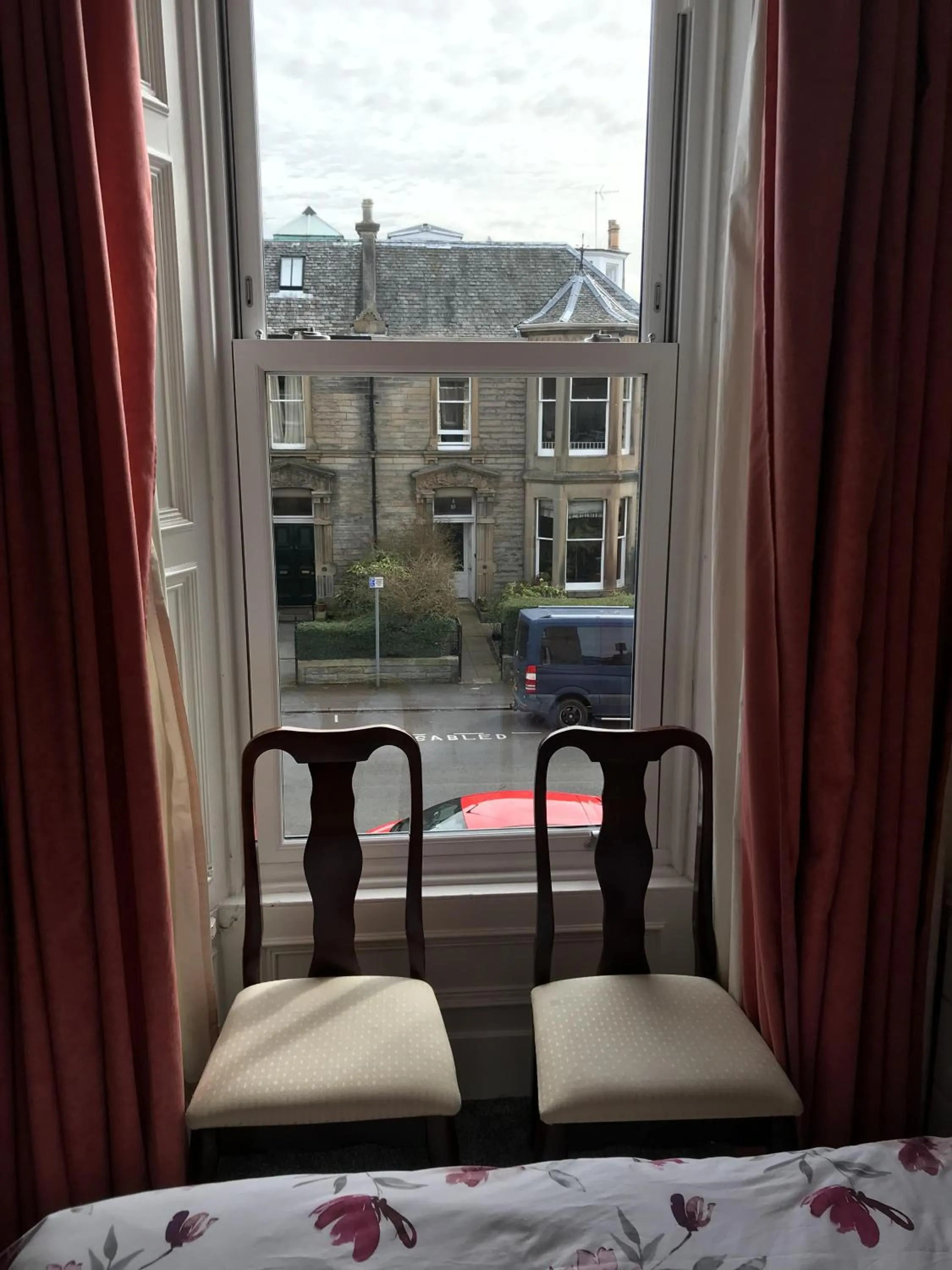 Bedroom in Dorstan House