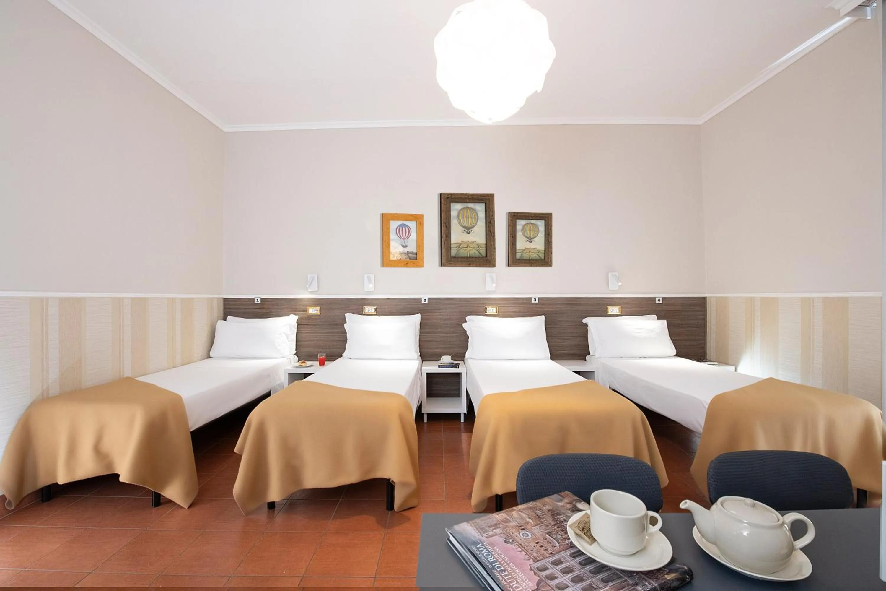 Bed in Budget Rooms Des Arts