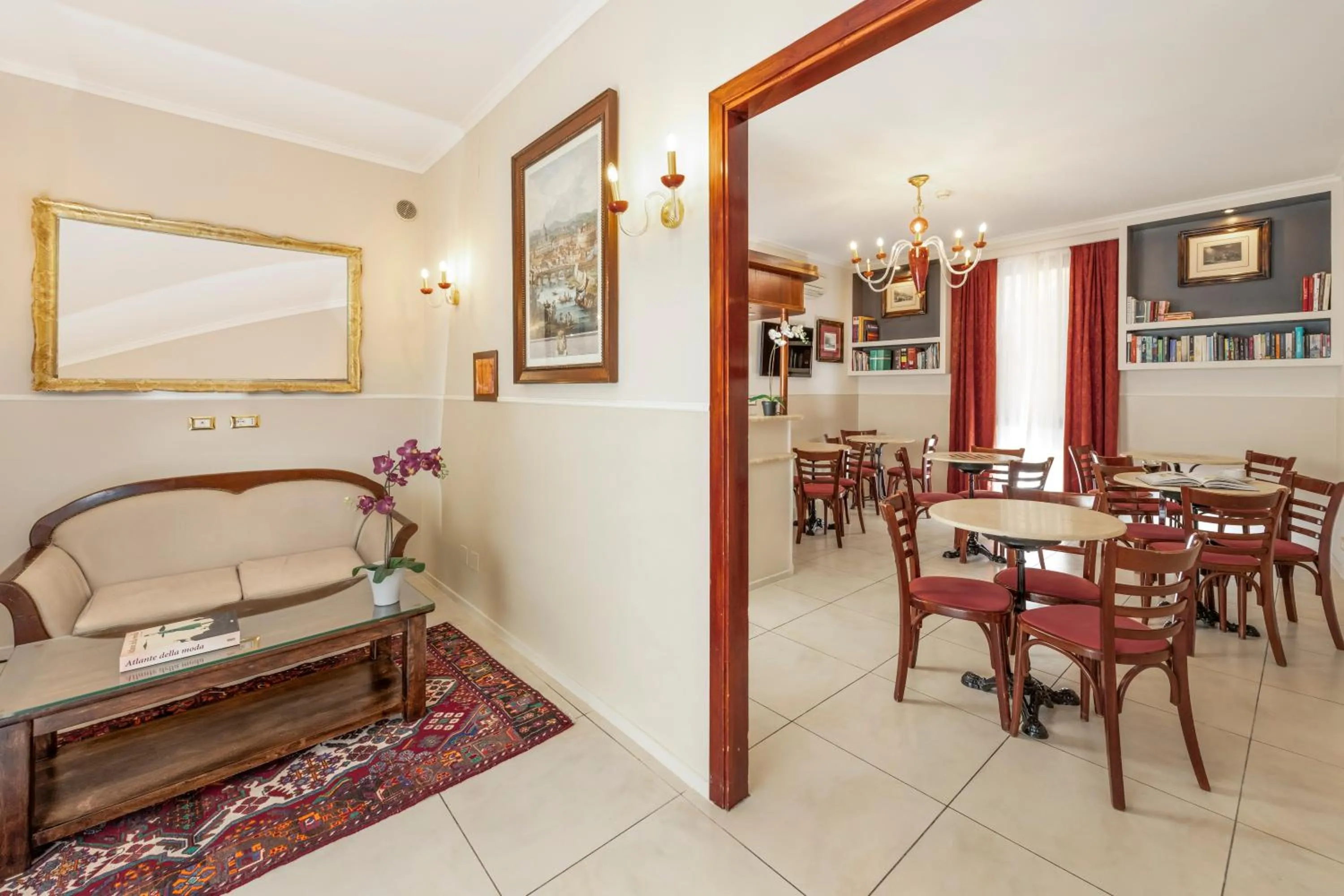 Living room in Budget Rooms Des Arts