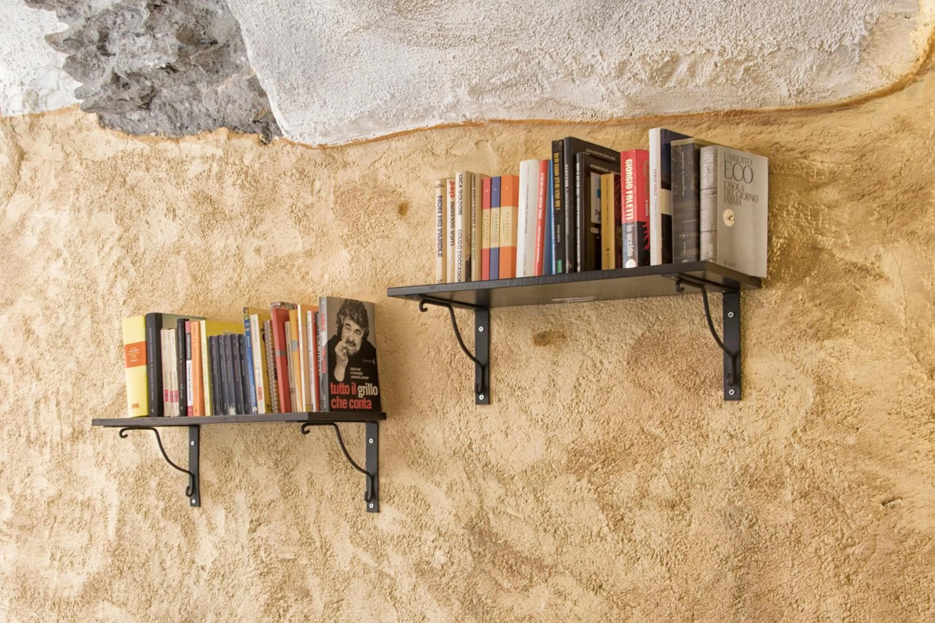 Decorative detail in Hotel Chez Toi