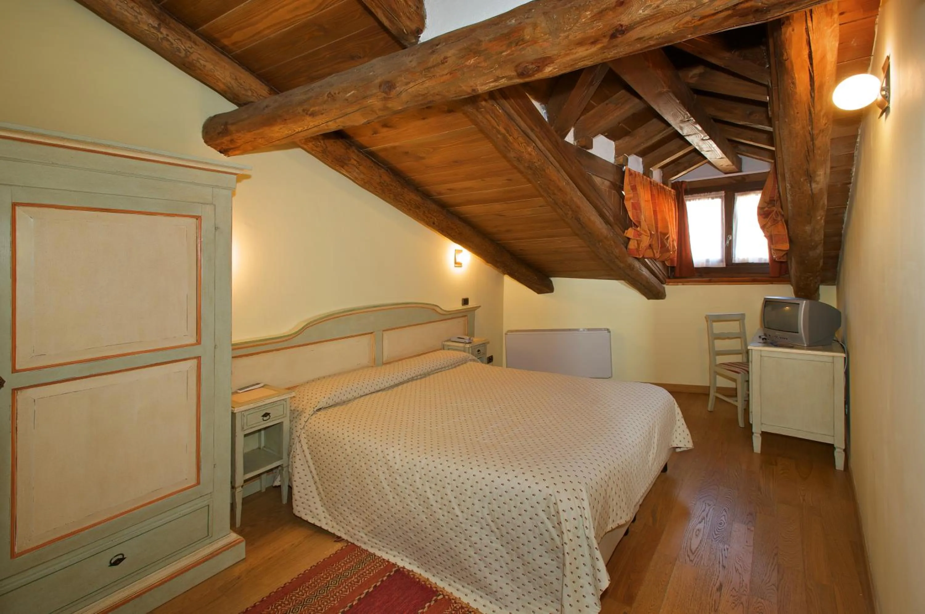 Photo of the whole room in Hotel Chez Toi