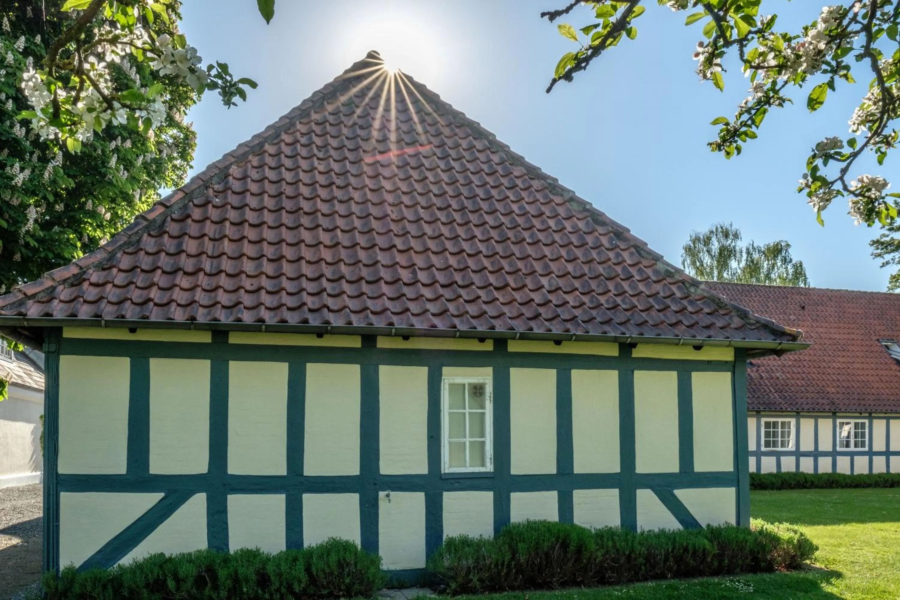 Property building in Hotel Knudsens Gaard