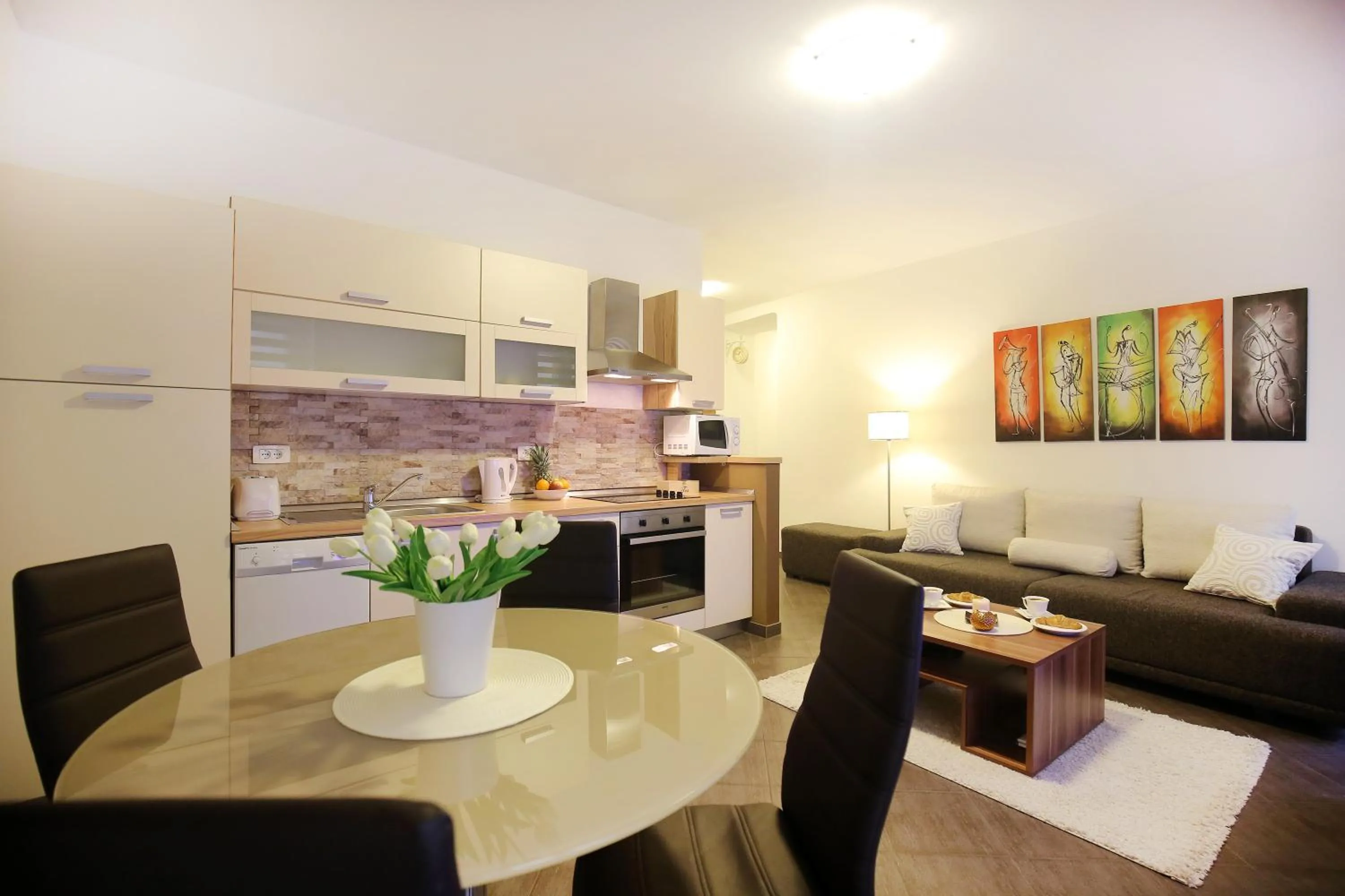 Allegro Exclusive Suites Old Town Center