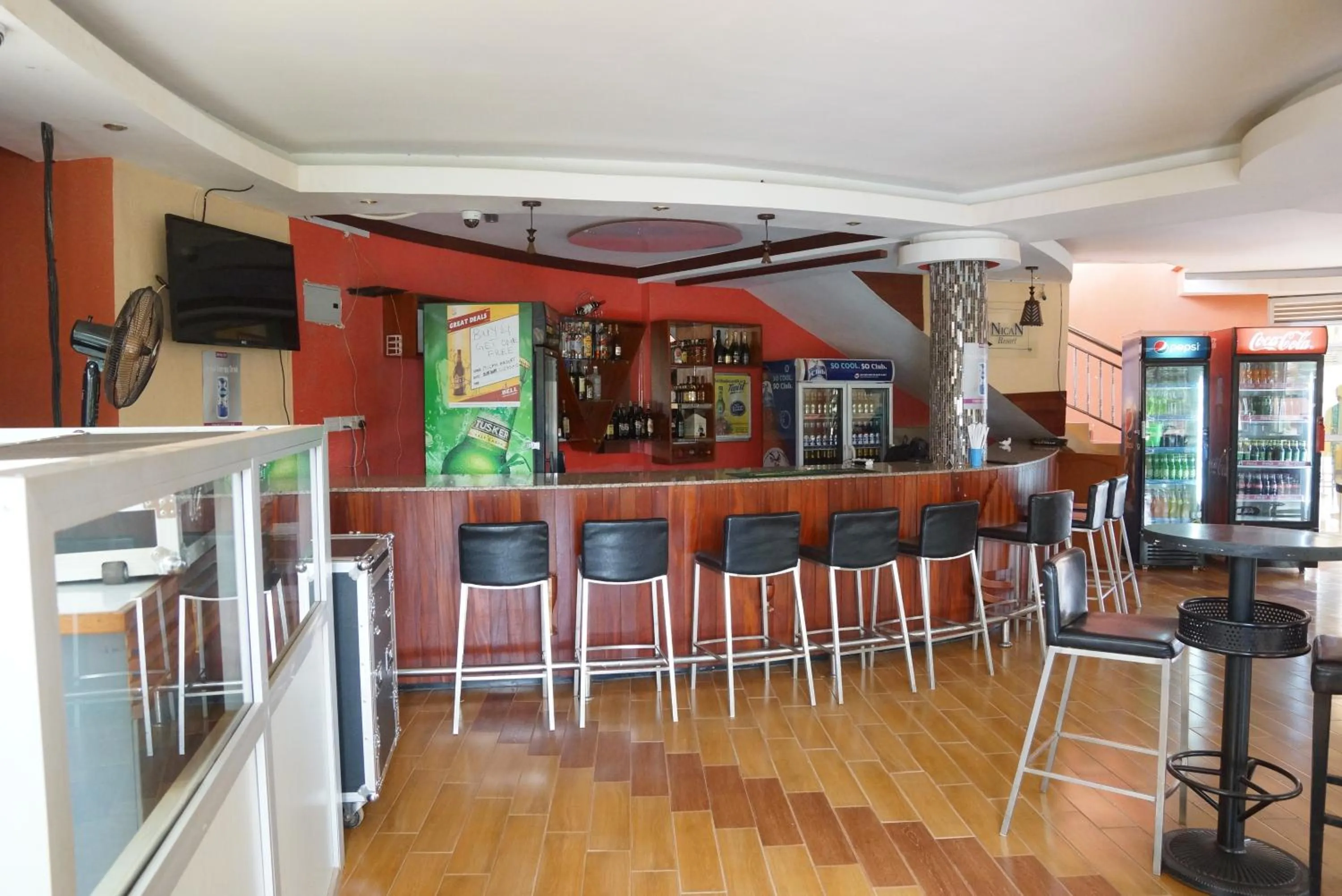Lounge or bar in Nican Resort Hotel Seguku Entebbe