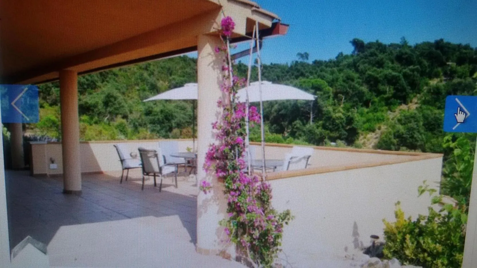 Property building in Holiday Home Cardona