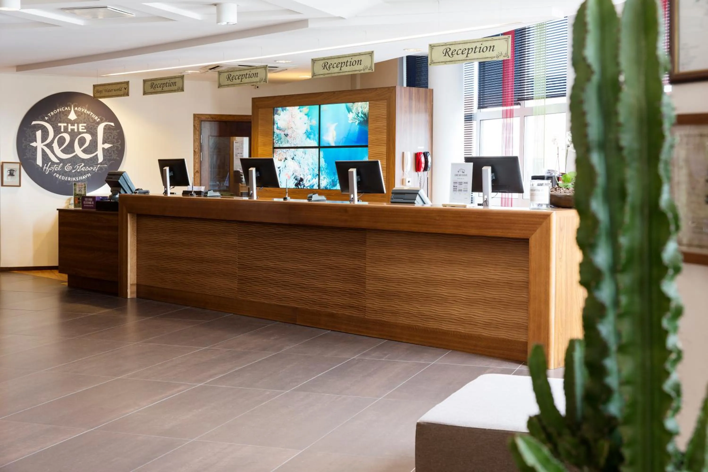 Lobby or reception in Quality Hotel The Reef