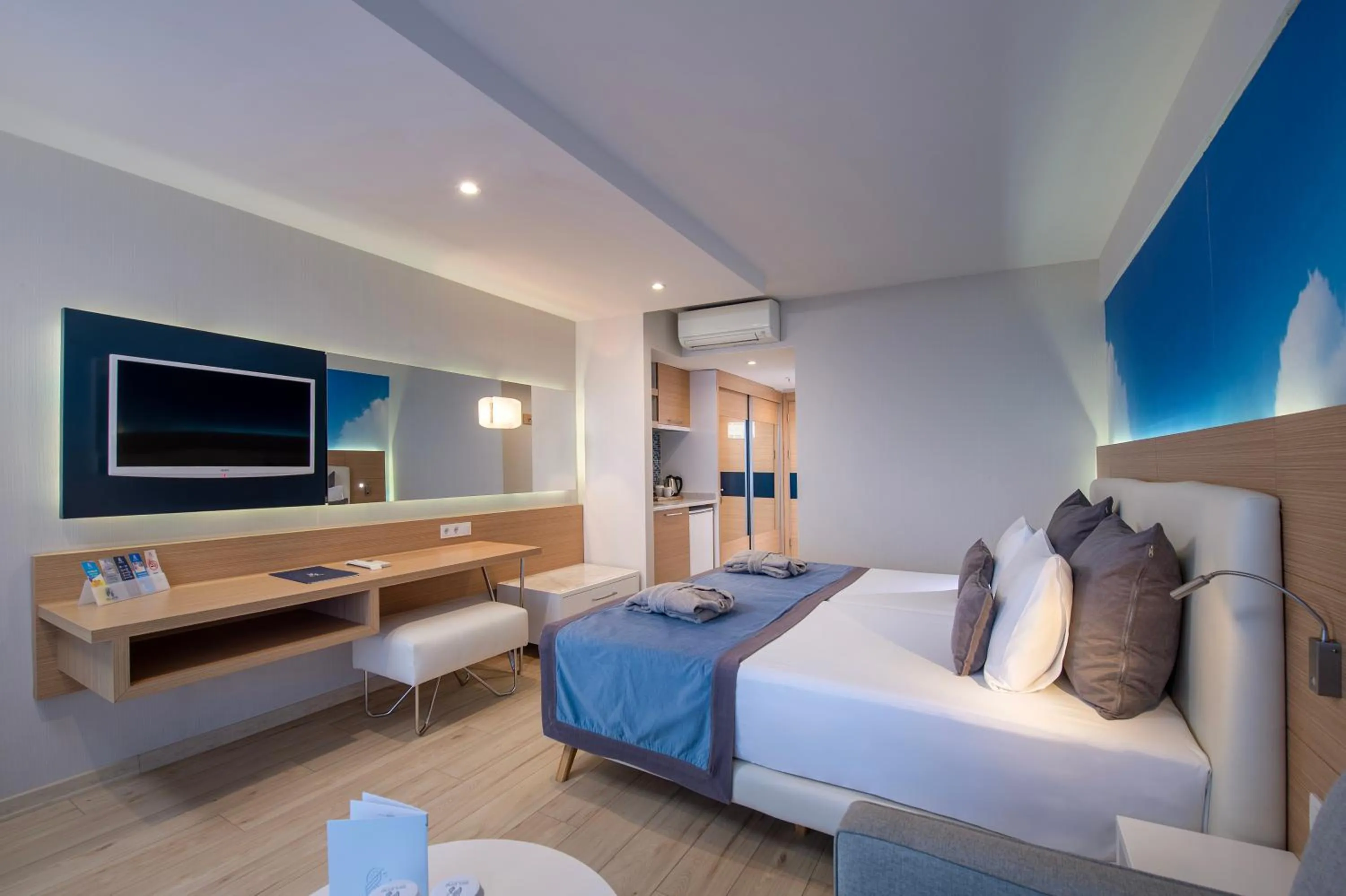 Photo of the whole room, Bed in Selene Beach & Spa Hotel - Adult Only - Ultra All Inclusive