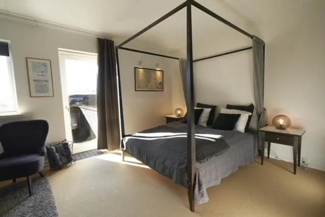 Bed in Norsminde Kro