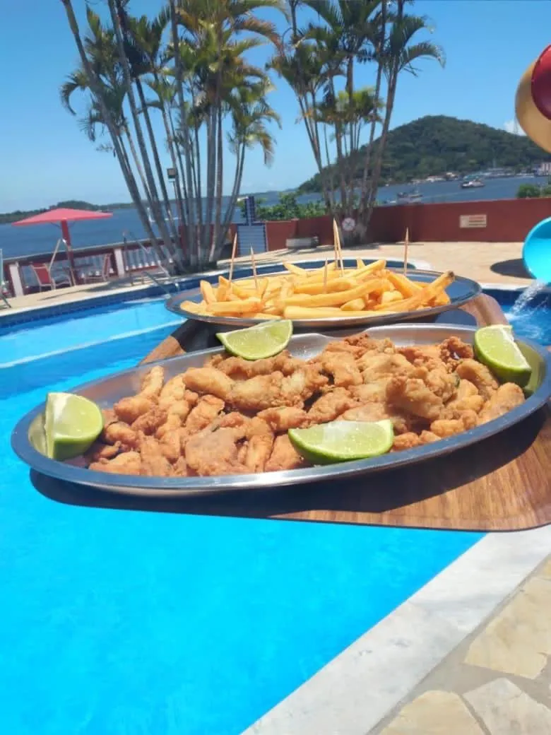 Restaurant/places to eat in Hotel Marazul