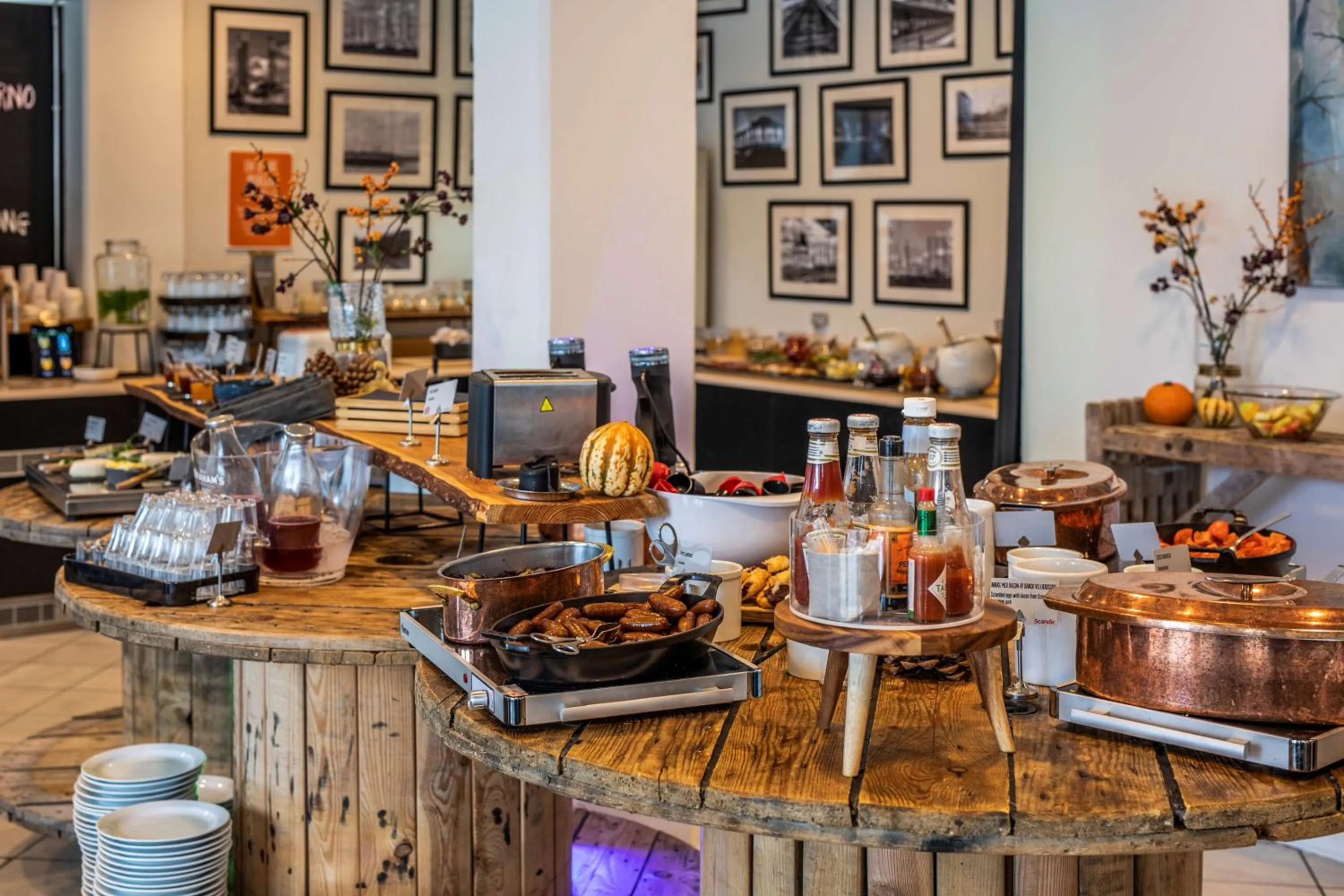 Breakfast in Scandic Olympic