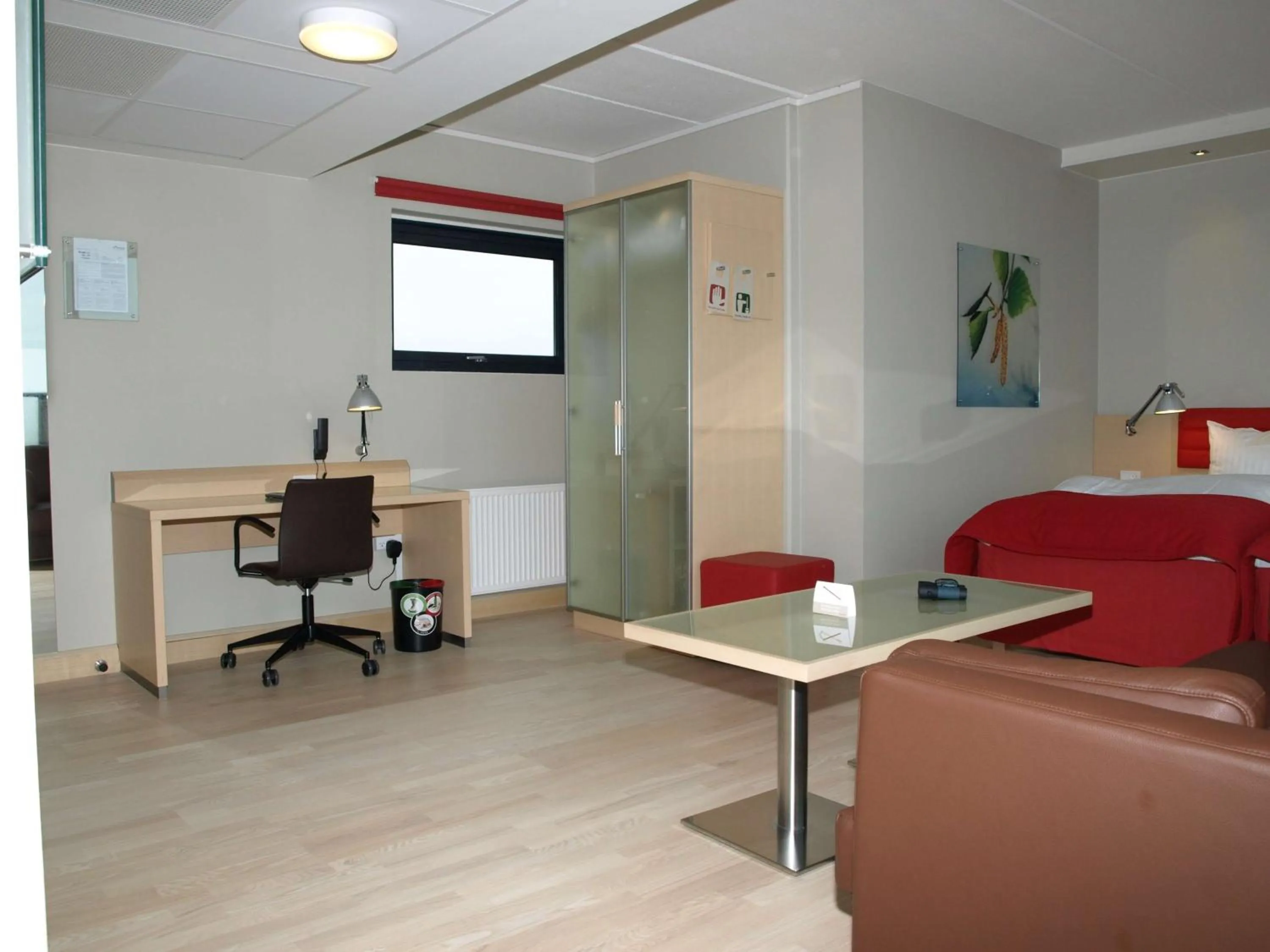 Bedroom in Scandic Olympic