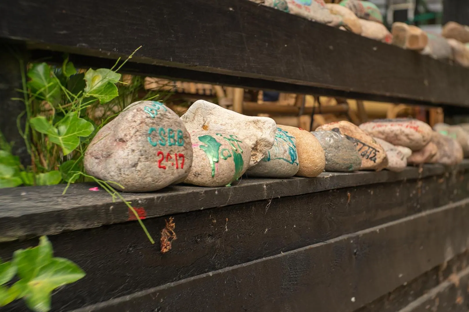 Decorative detail in Fredensborg Vandrerhjem, i Kongens baghave