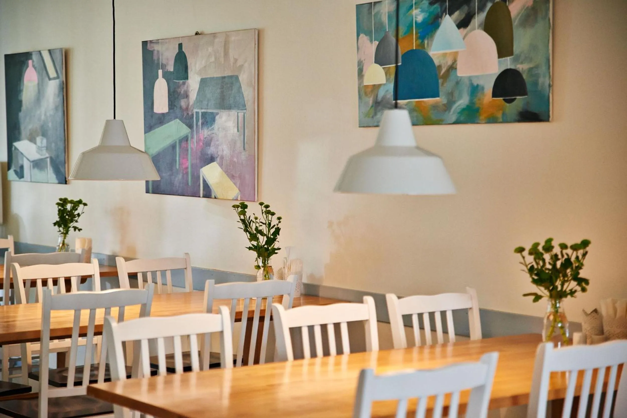 Restaurant/places to eat in Fredensborg Vandrerhjem, i Kongens baghave