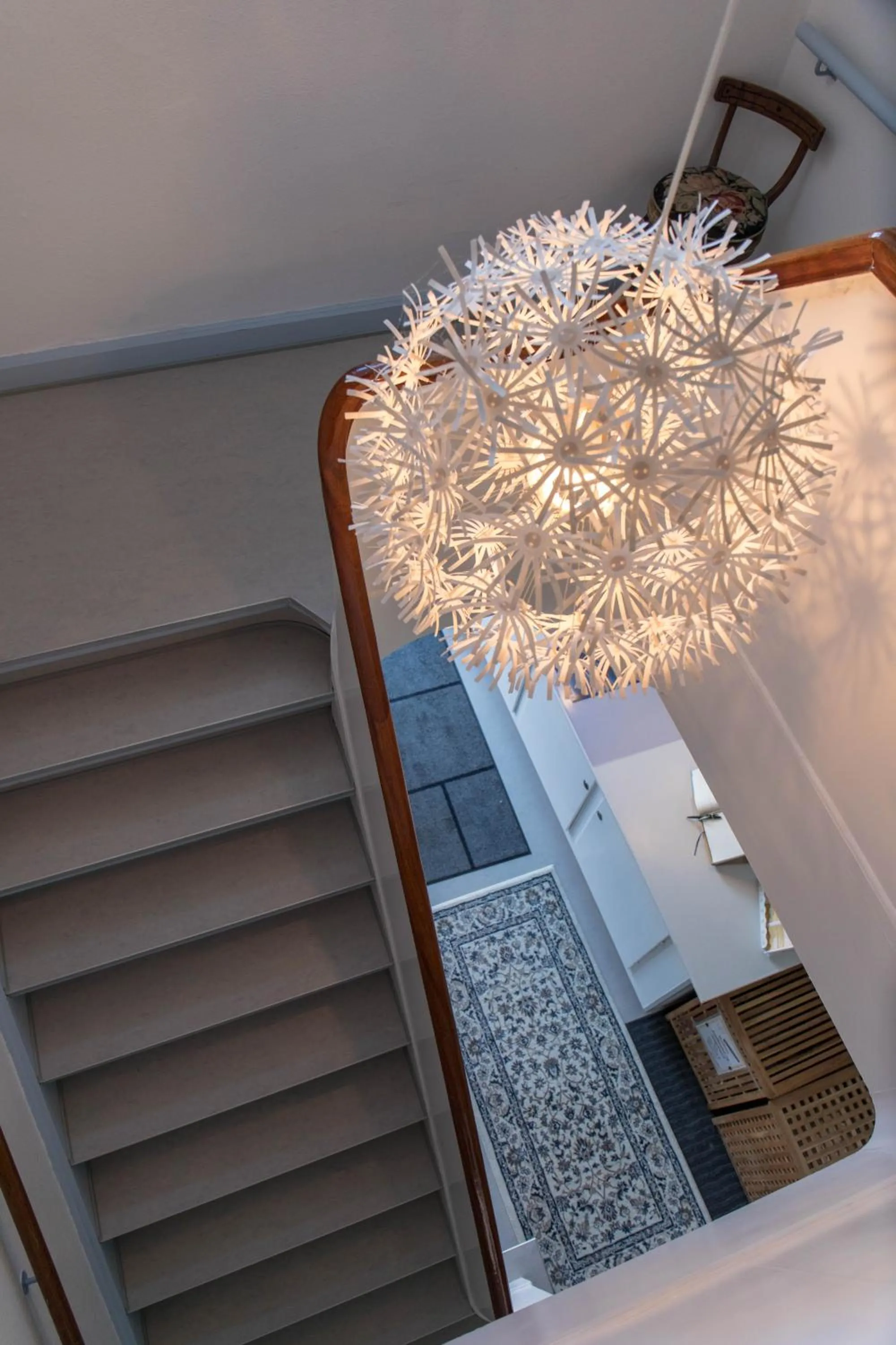 Decorative detail in Fredensborg Vandrerhjem, i Kongens baghave