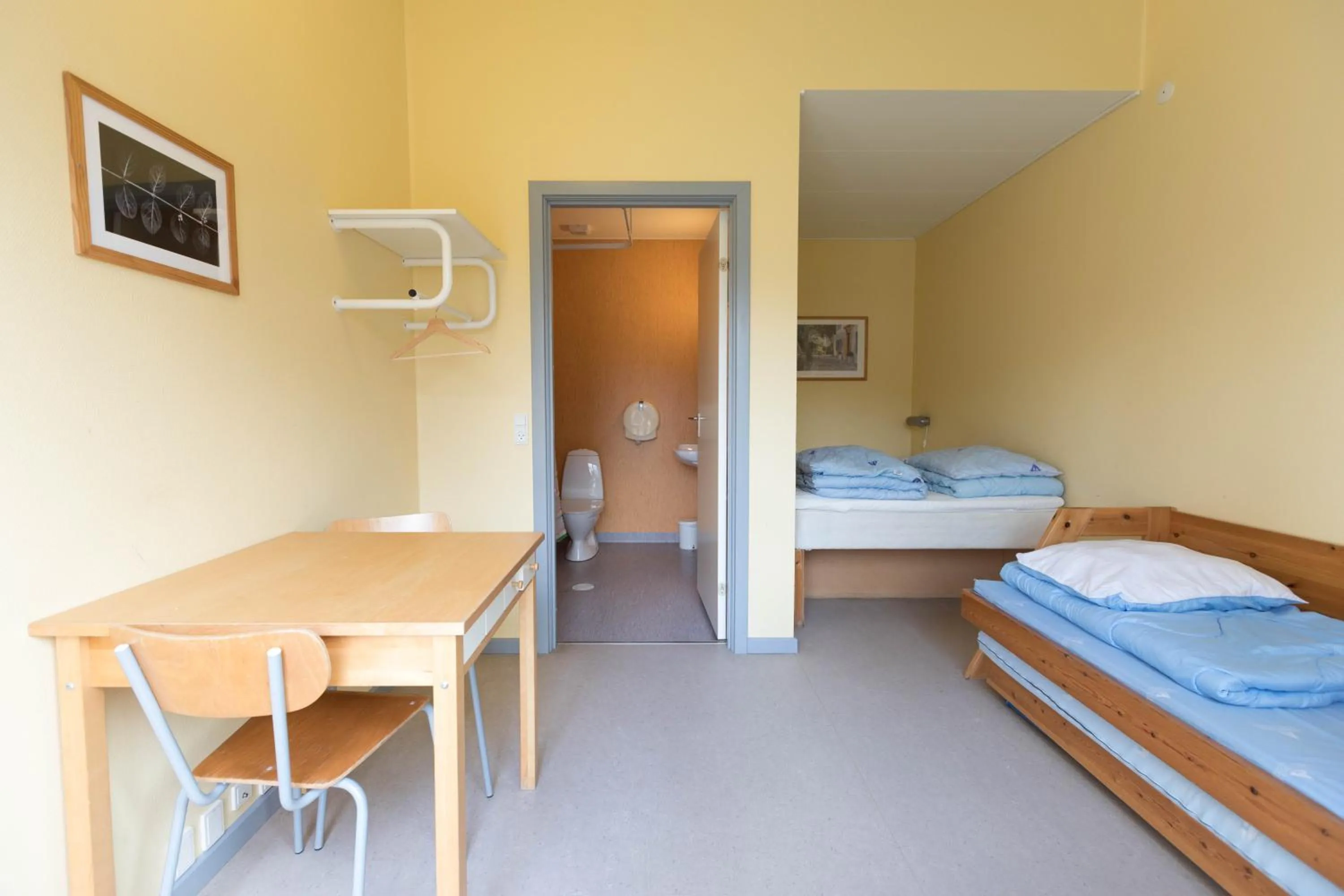 Bedroom in Fredensborg Vandrerhjem, i Kongens baghave