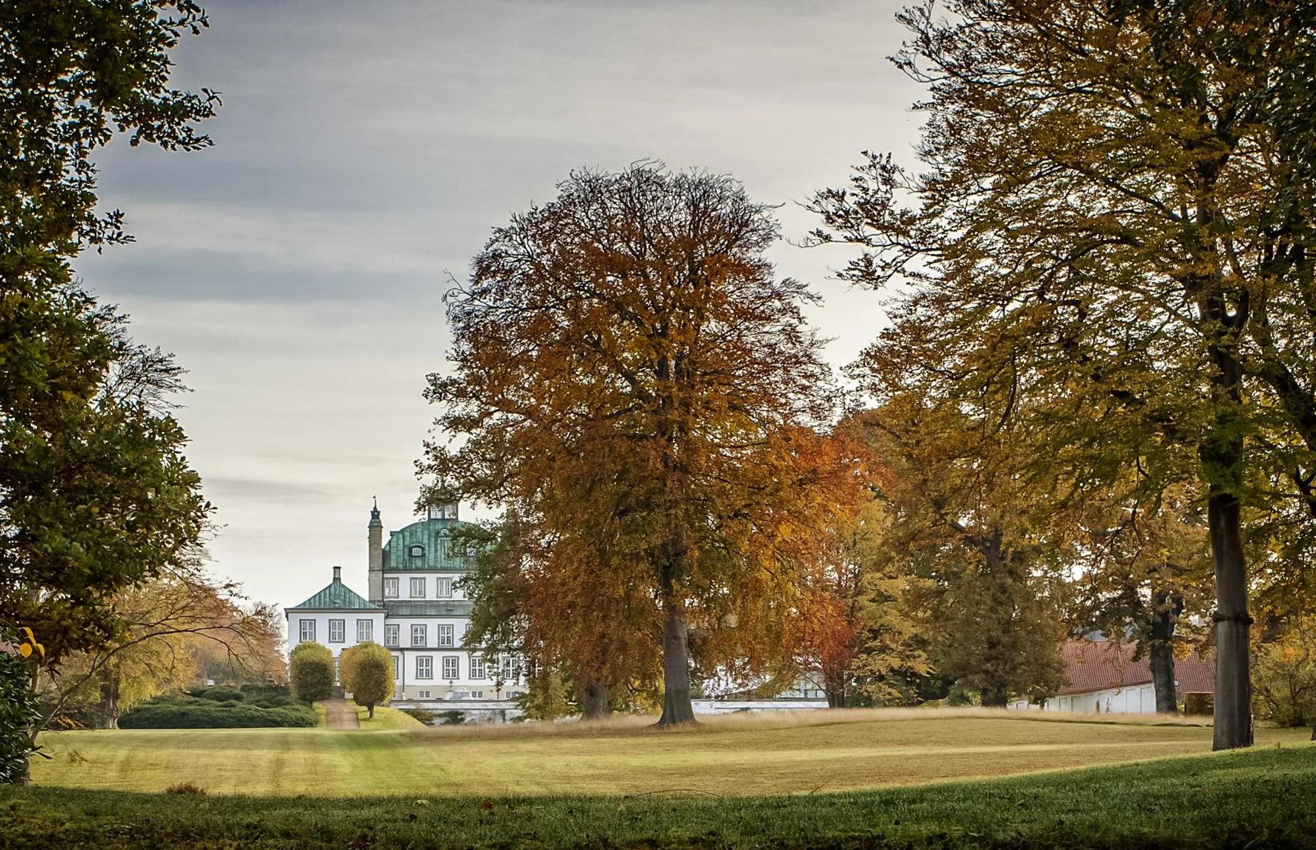 Day in Fredensborg Vandrerhjem, i Kongens baghave