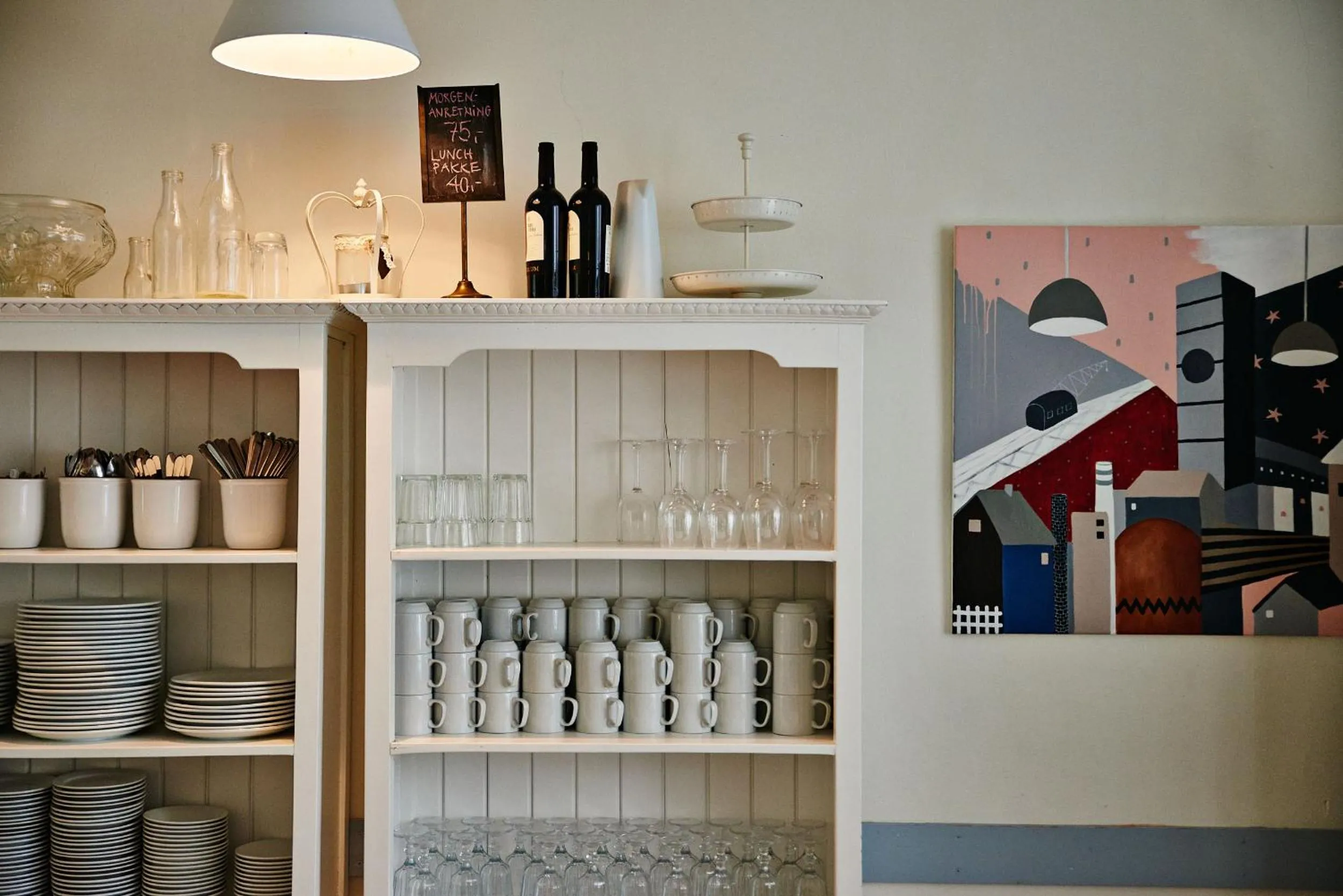 Lounge or bar in Fredensborg Vandrerhjem, i Kongens baghave