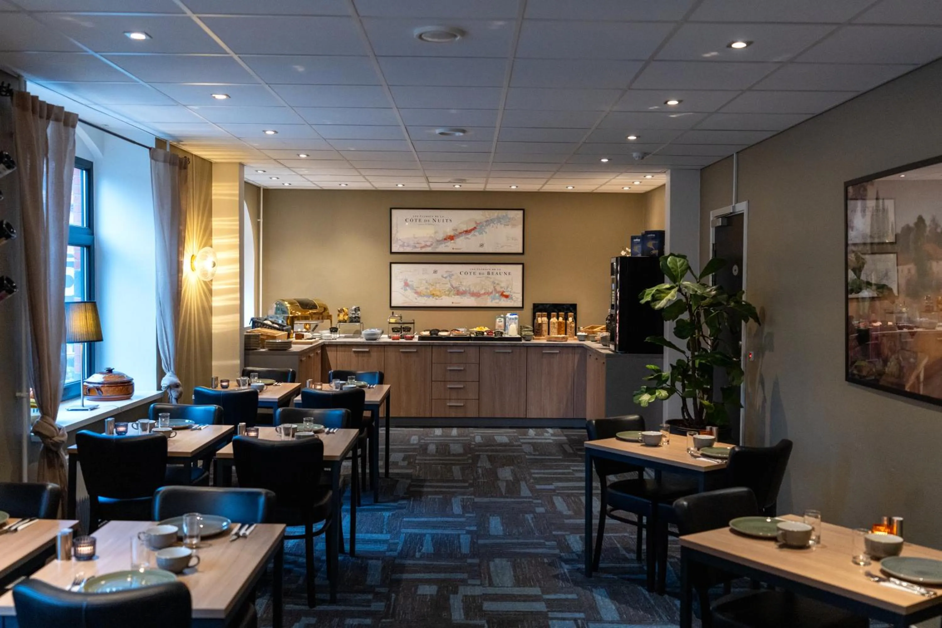 Breakfast in Prinsen Hotel