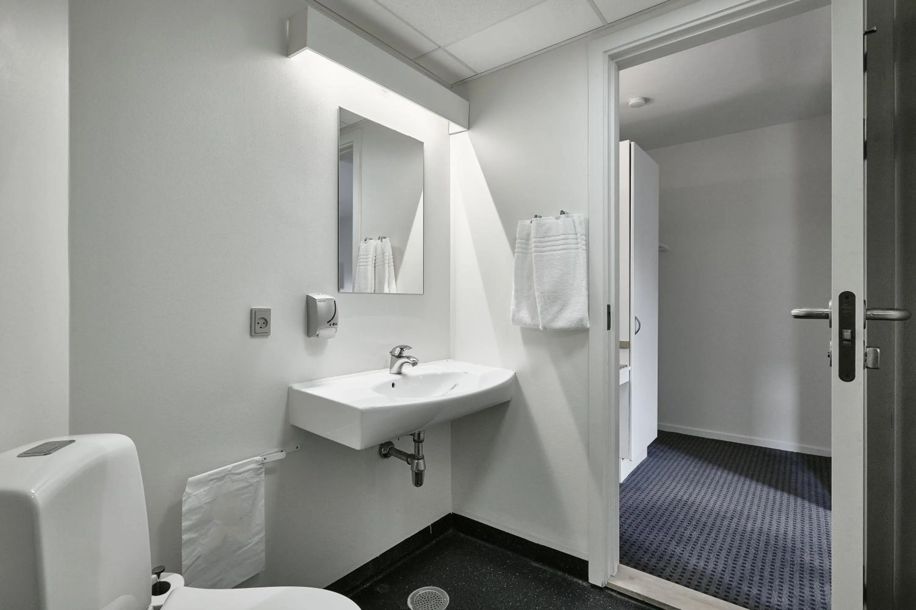 Bathroom in Hotel Garni