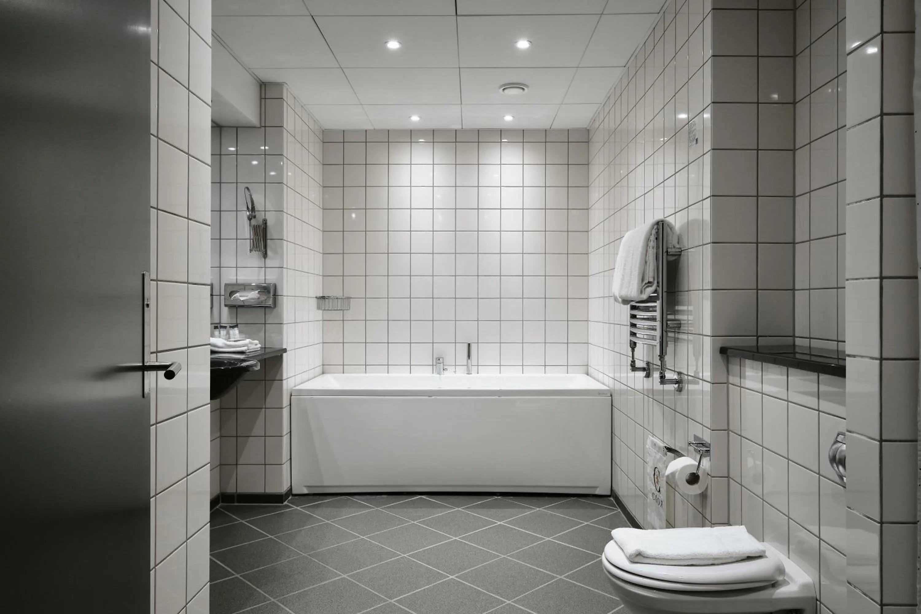 Shower in Hotel Svendborg