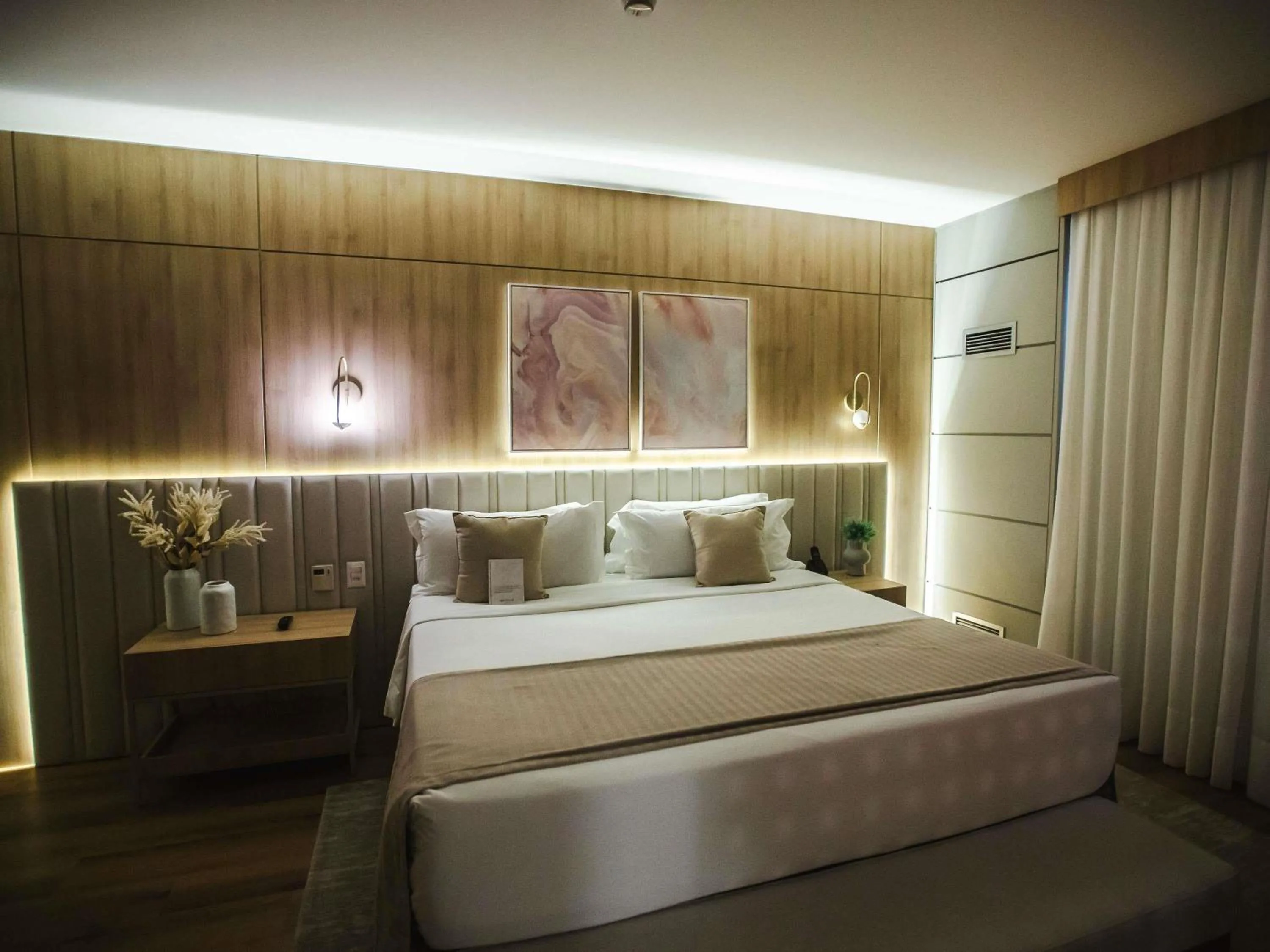 Bedroom, Bed in Mercure Camboriu