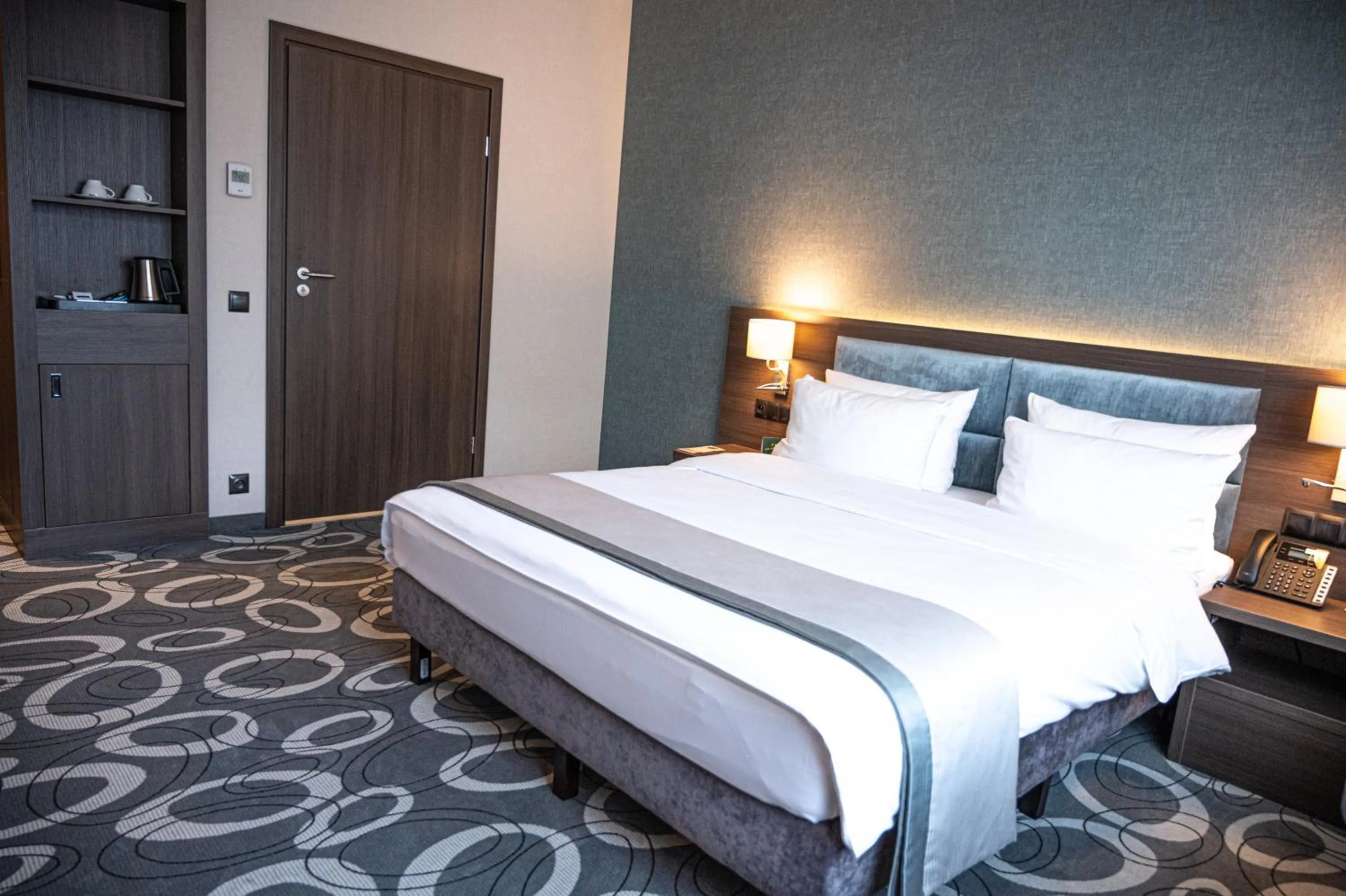 Bed in Holiday Inn Dąbrowa Górnicza-Katowice by IHG