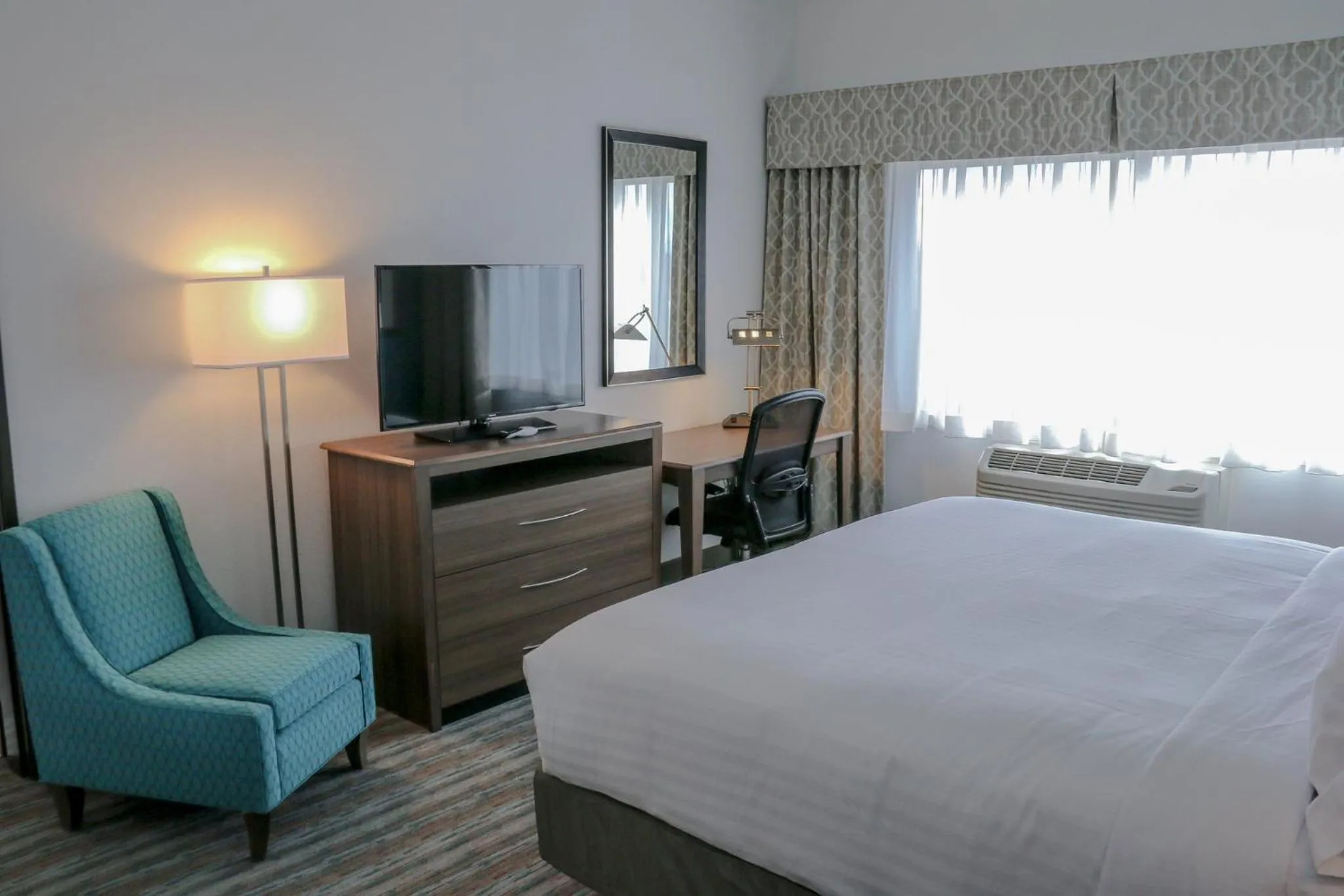 Photo of the whole room, Bed in Holiday Inn & Suites Denver Tech Center-Centennial by IHG