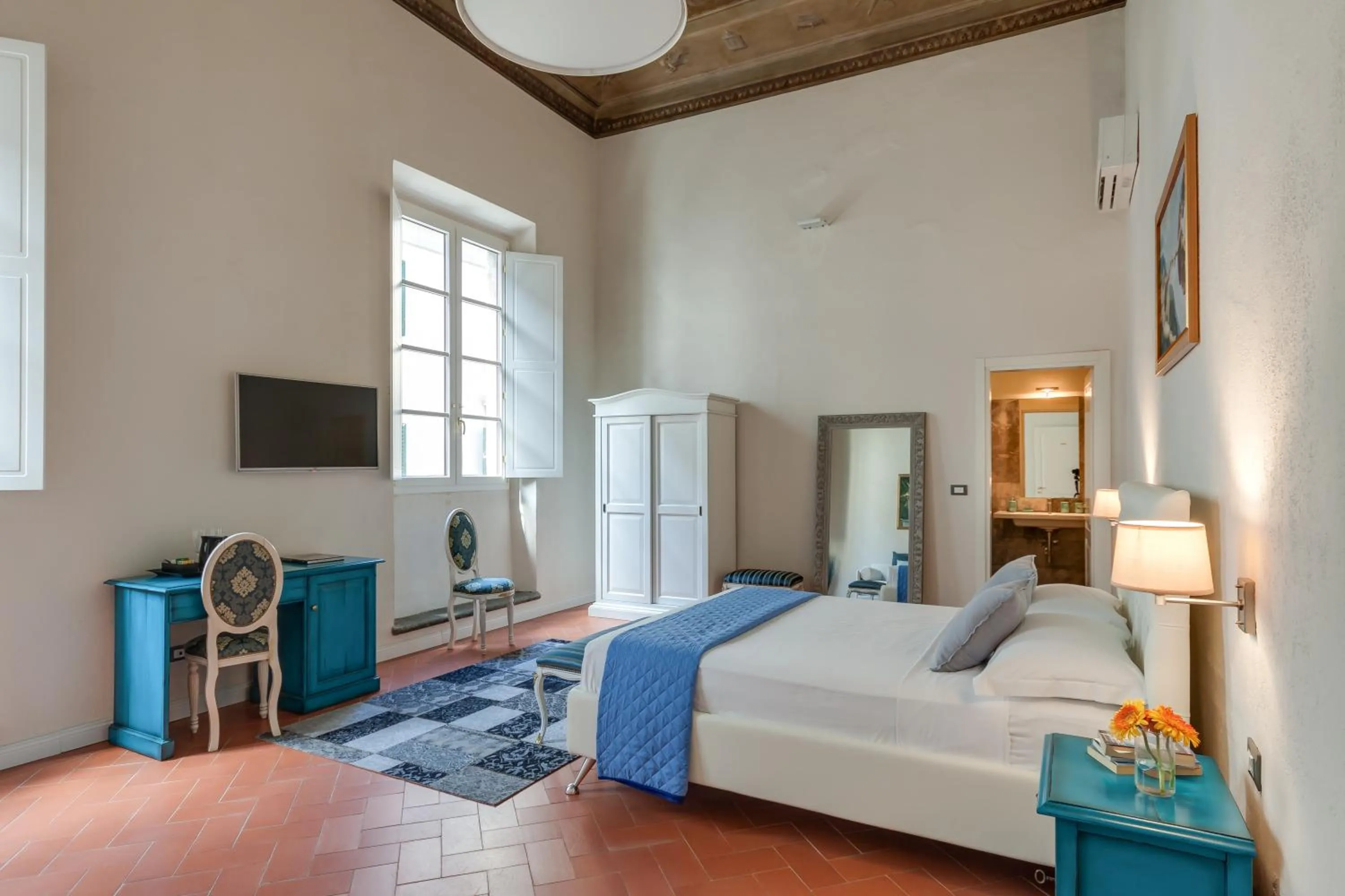 Photo of the whole room, Bed in Residenza D'Epoca Historia Luxury Boutique