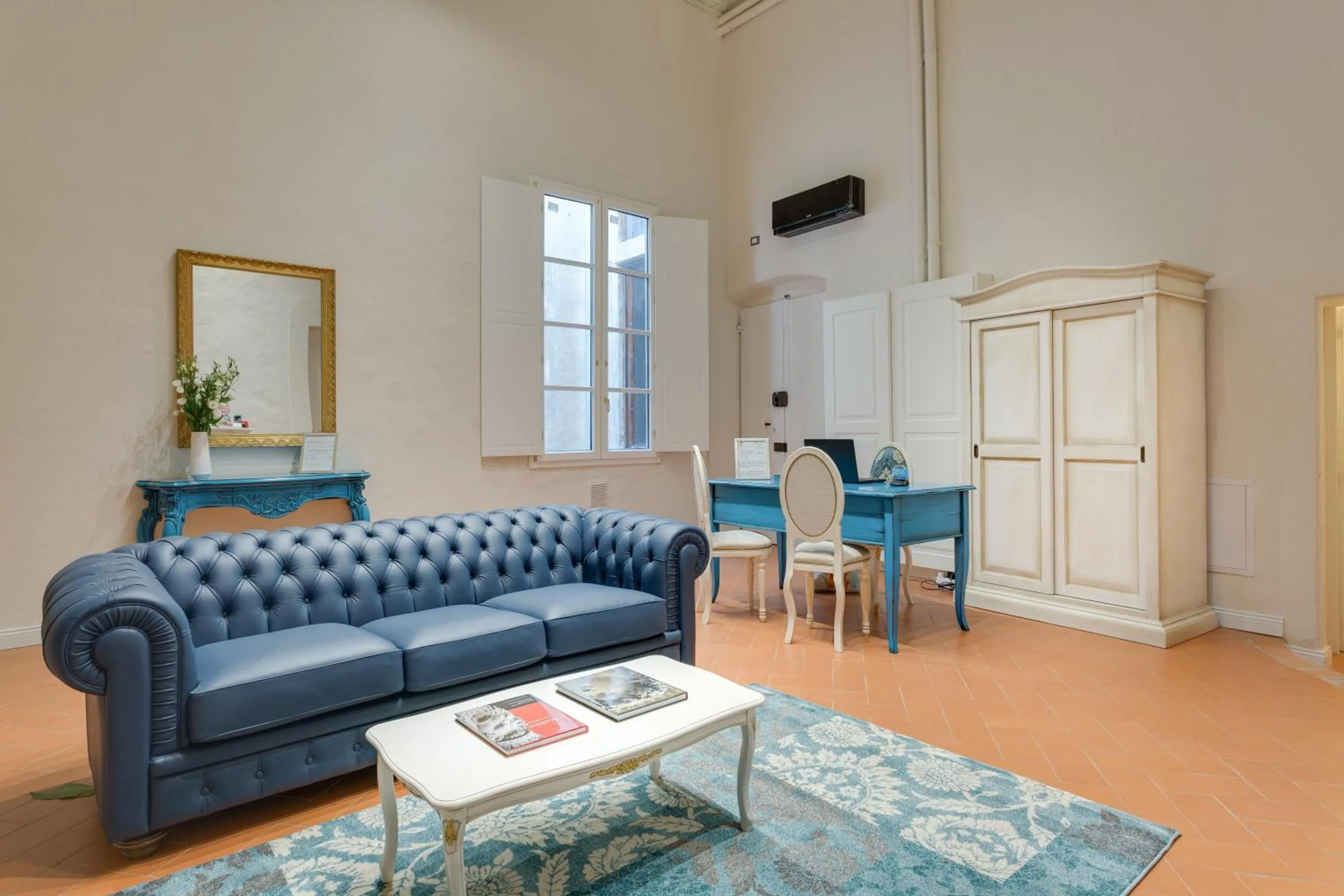 Lobby or reception in Residenza D'Epoca Historia Luxury Boutique