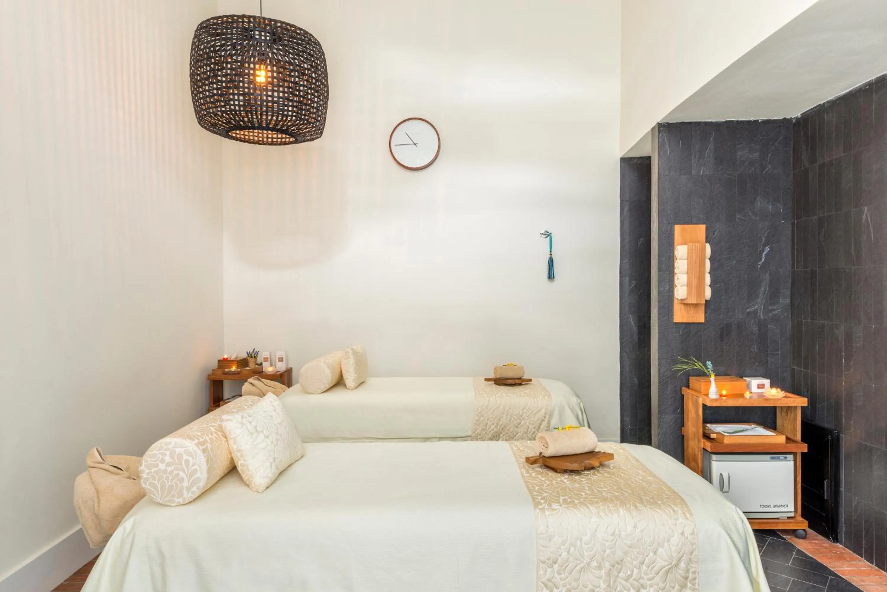 Spring, Bed in El Beso Adults Only at Ocean Riviera Paradise All Inclusive