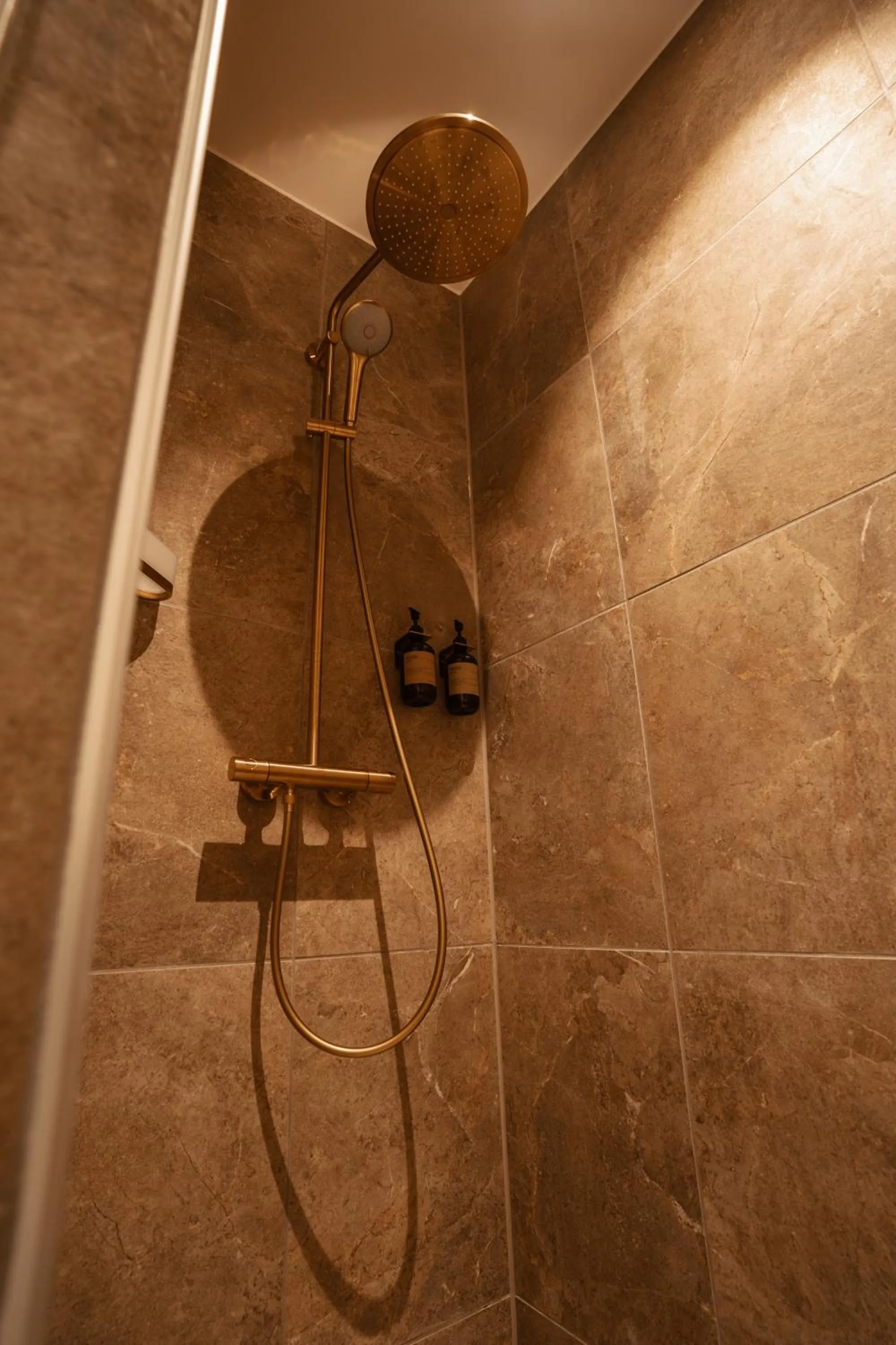 Shower in Arnbjerg Pavillonen