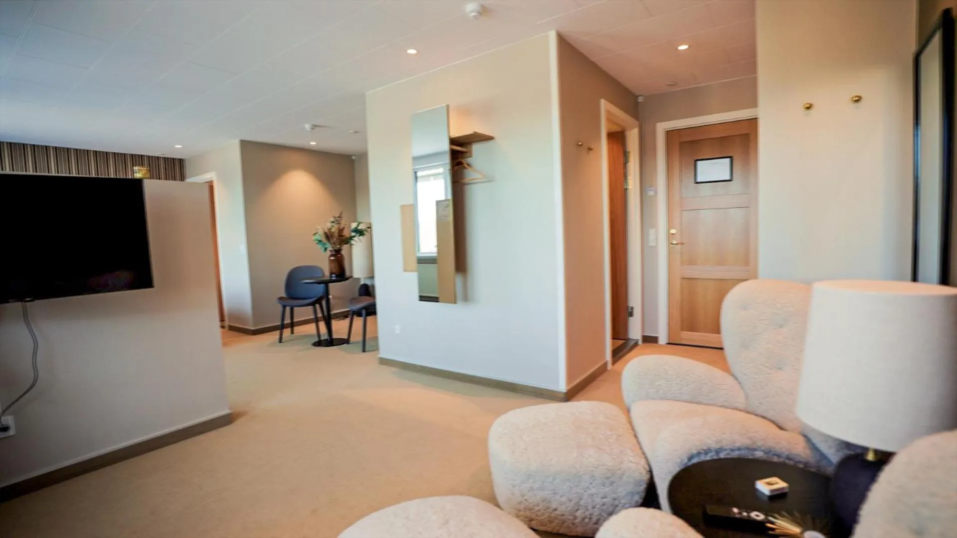 Communal lounge/ TV room in Hotel Viking Aqua Spa & Wellness