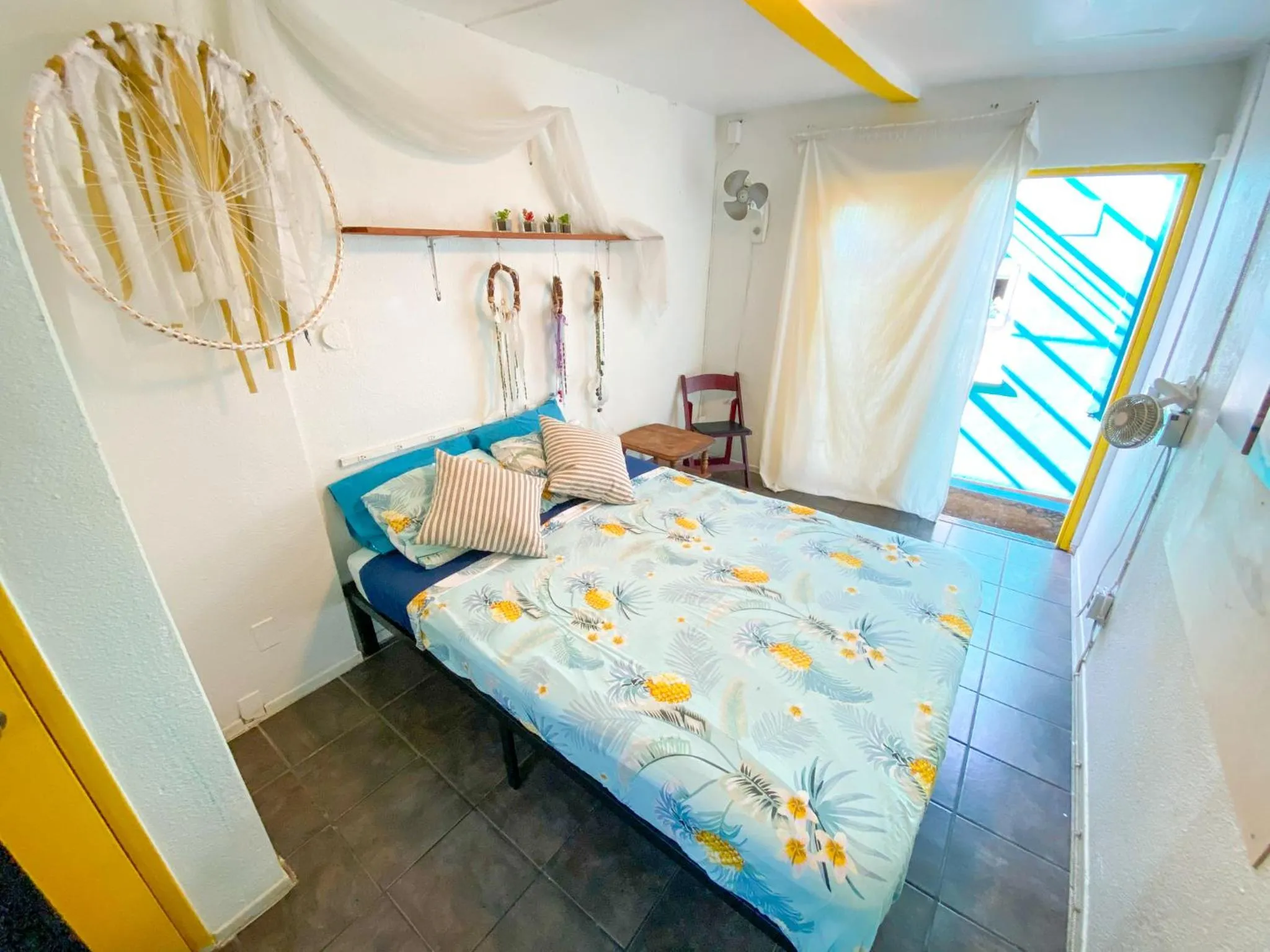 Bedroom, Bed in ITH San Diego Beach Bungalow Surf Hostel