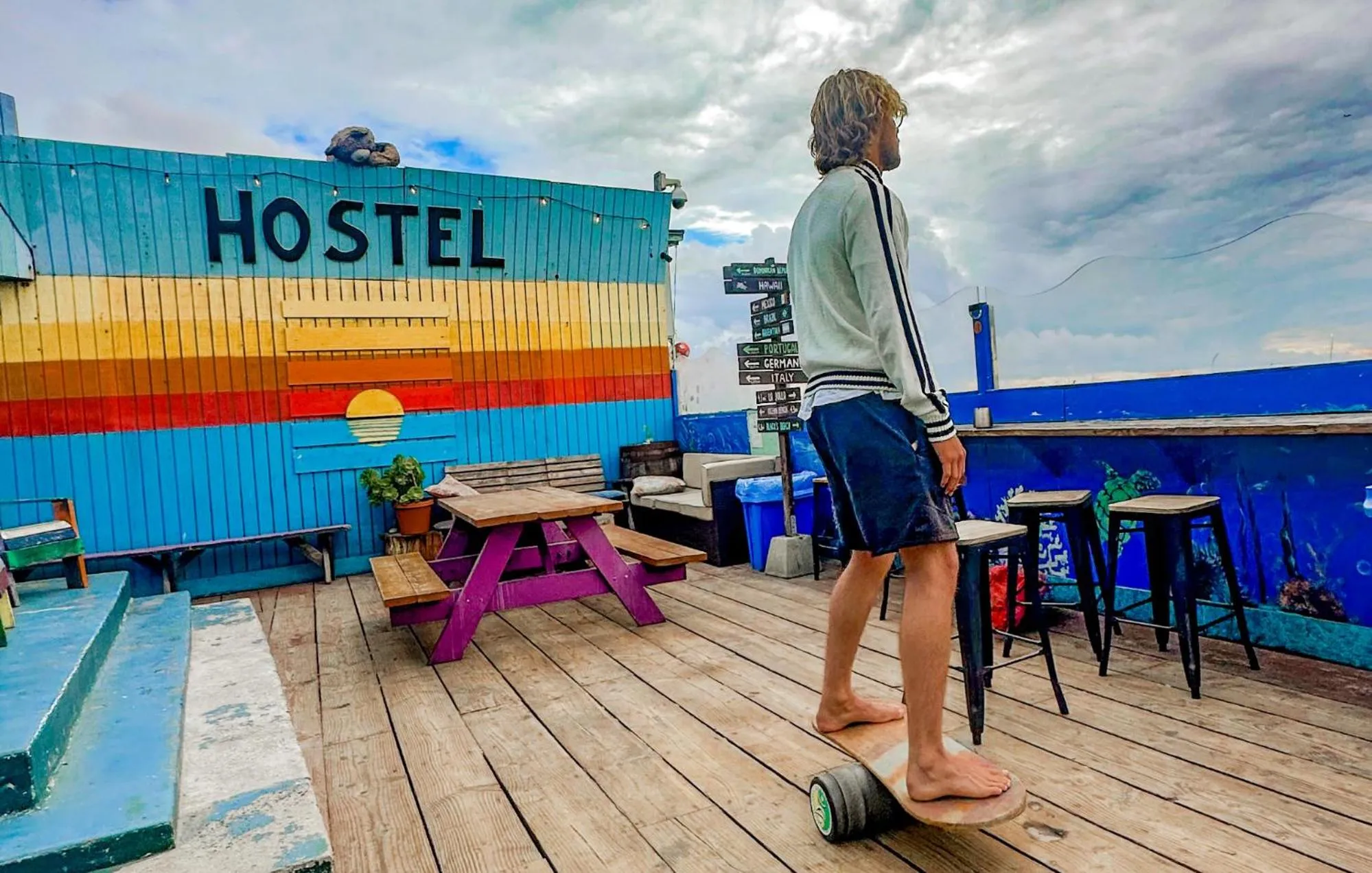 Patio in ITH San Diego Beach Bungalow Surf Hostel