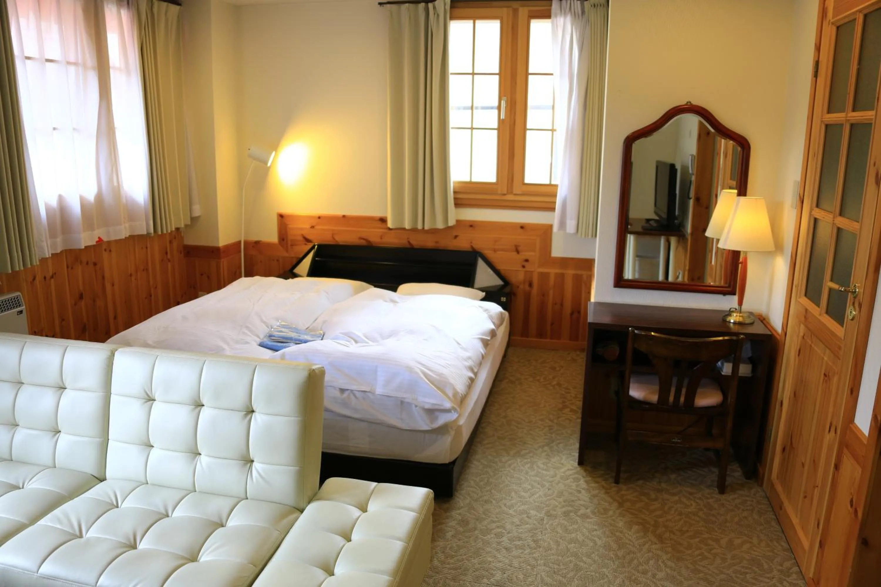 Photo of the whole room in Hotel Andermatt