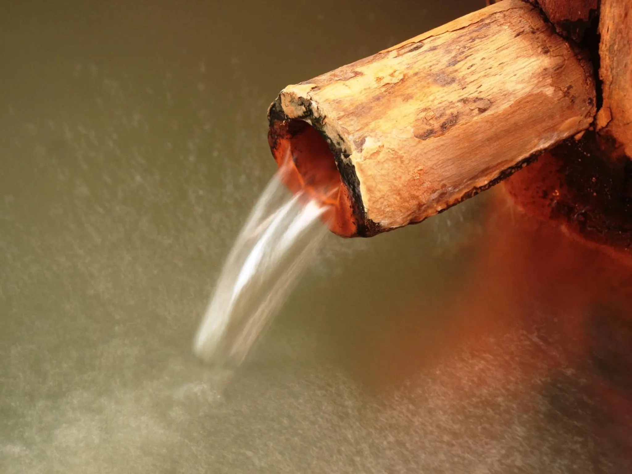 Hot Spring Bath in Yunohirakan